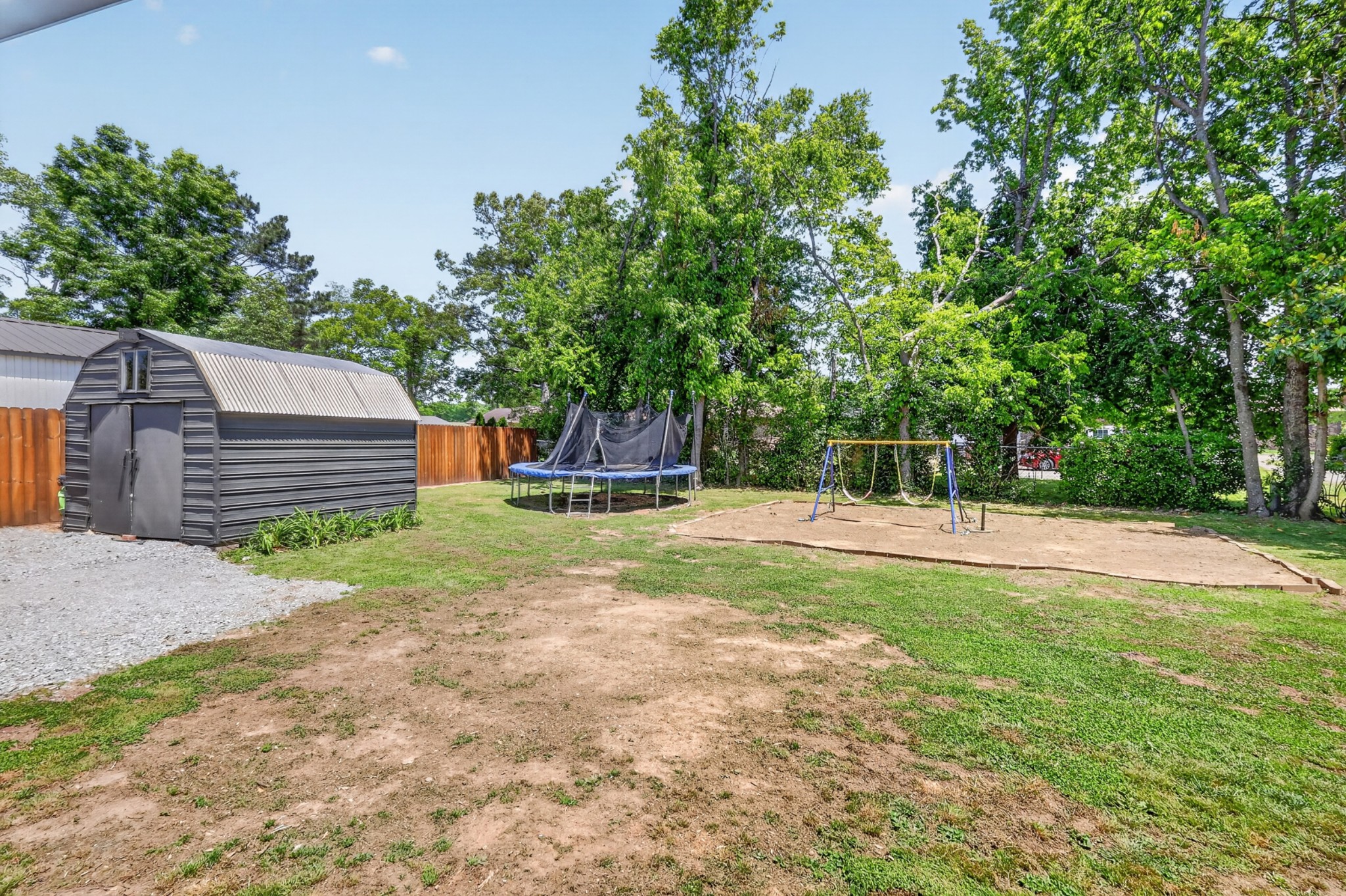 272 Wessington Pl, N