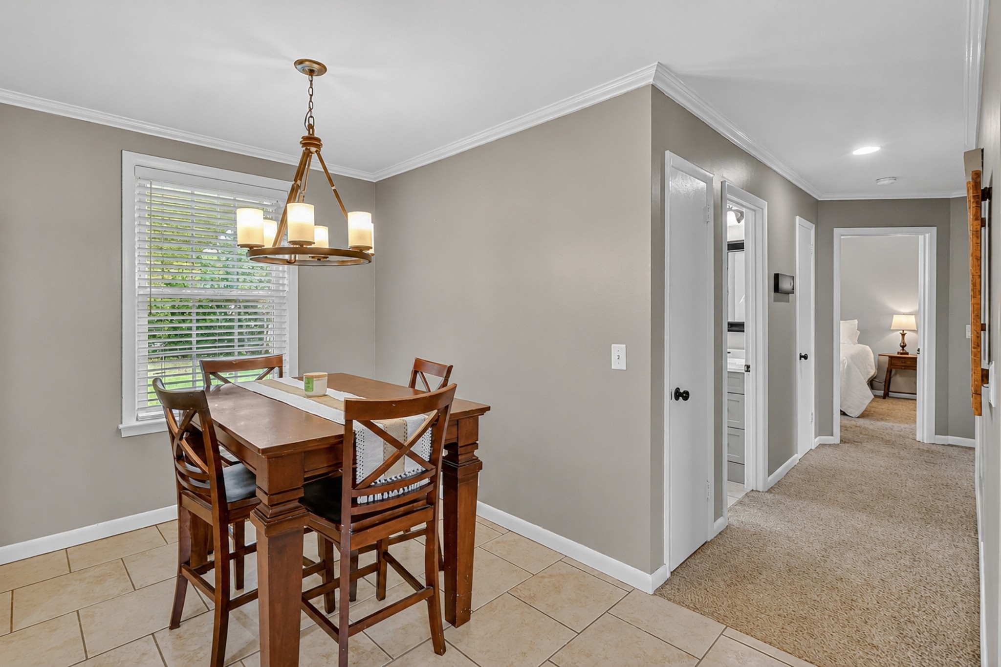 272 Wessington Pl, N