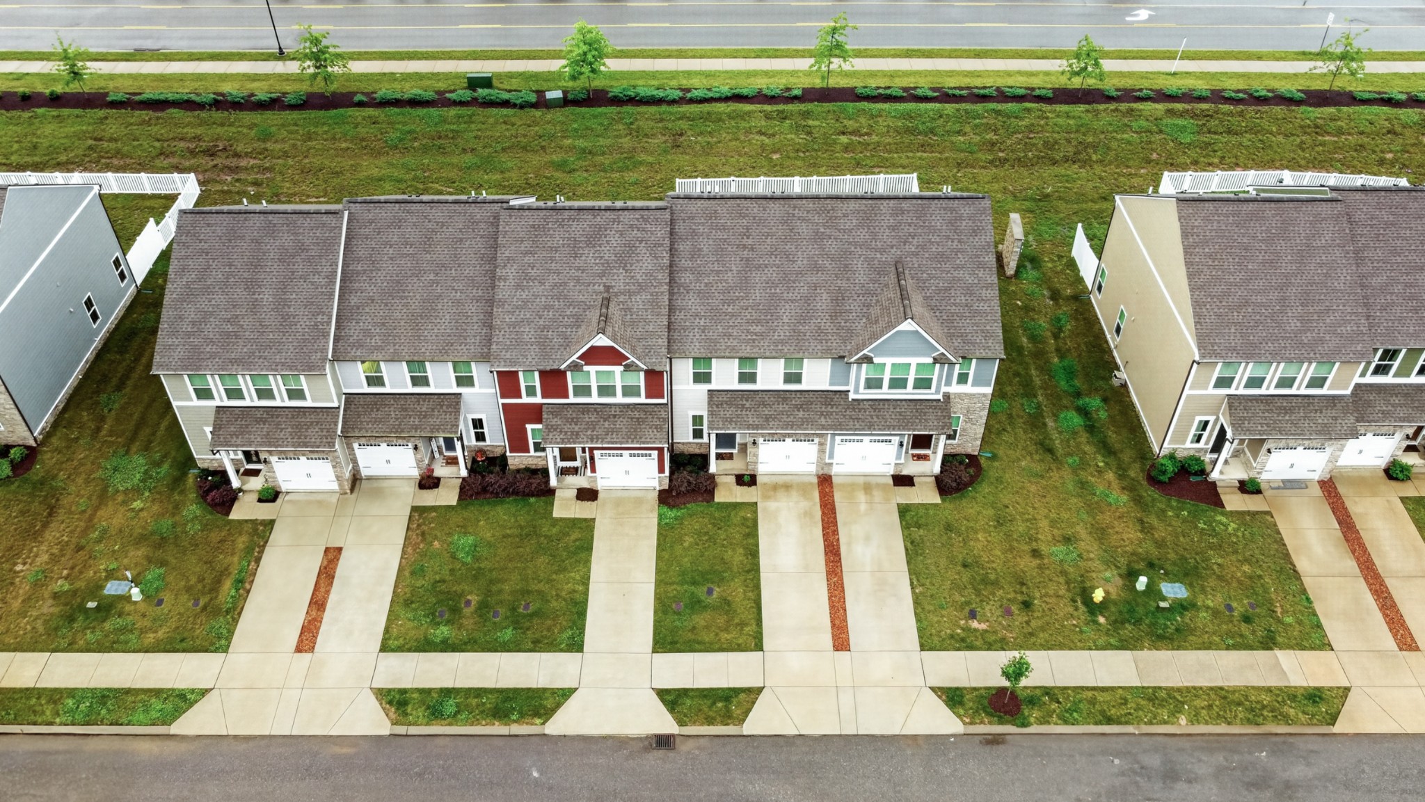 160 Primrose Ln