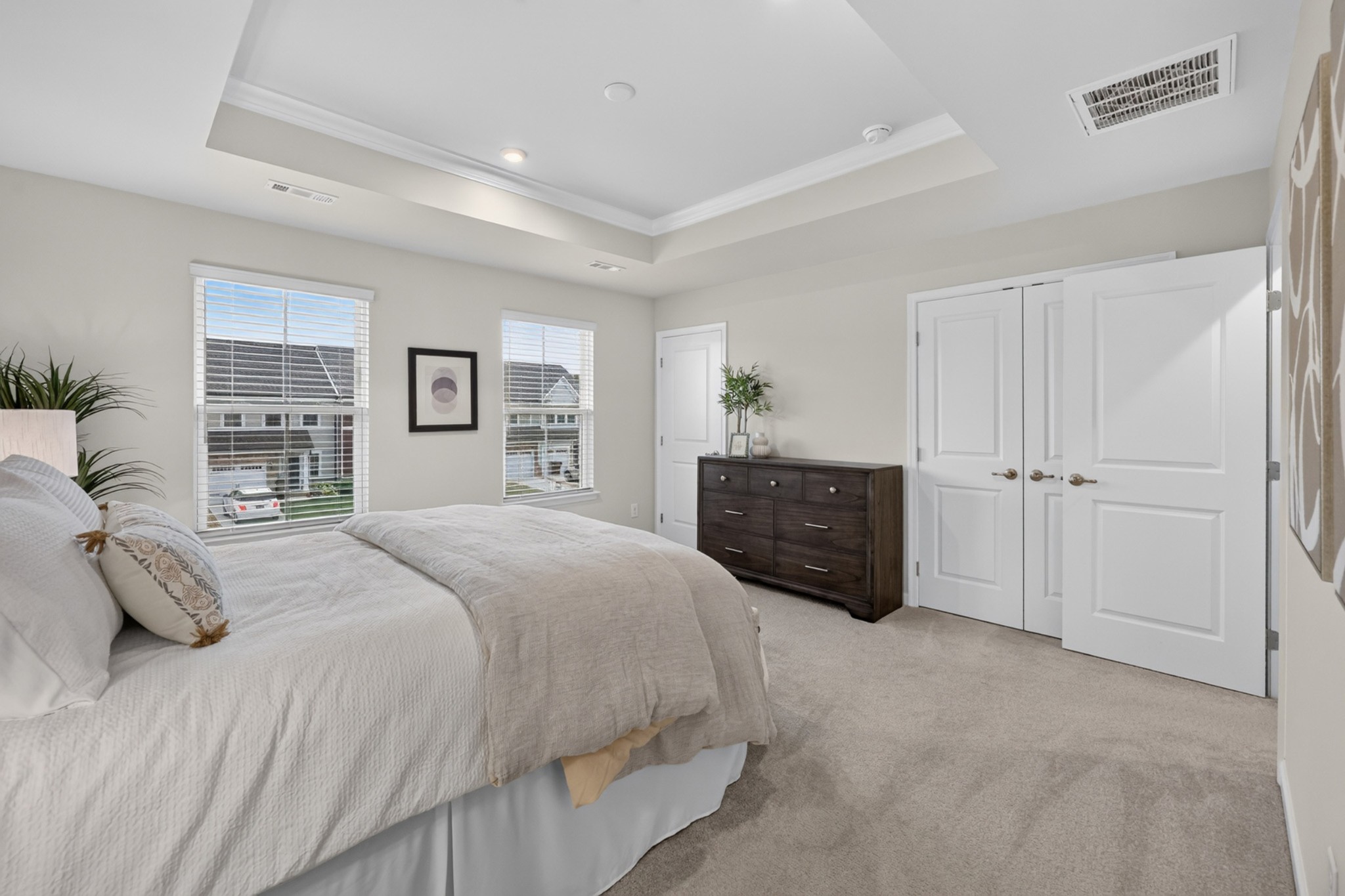 160 Primrose Ln