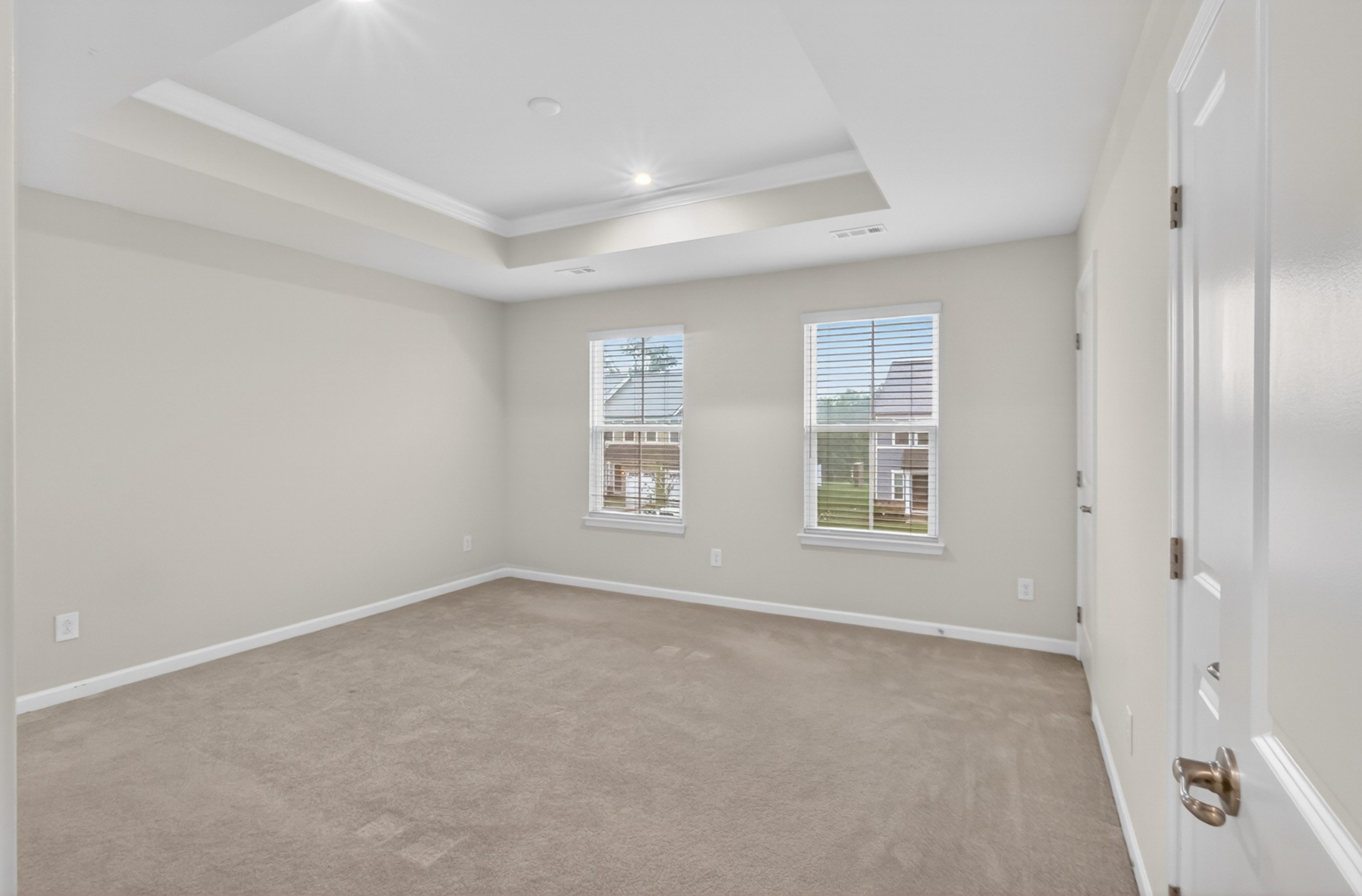 160 Primrose Ln