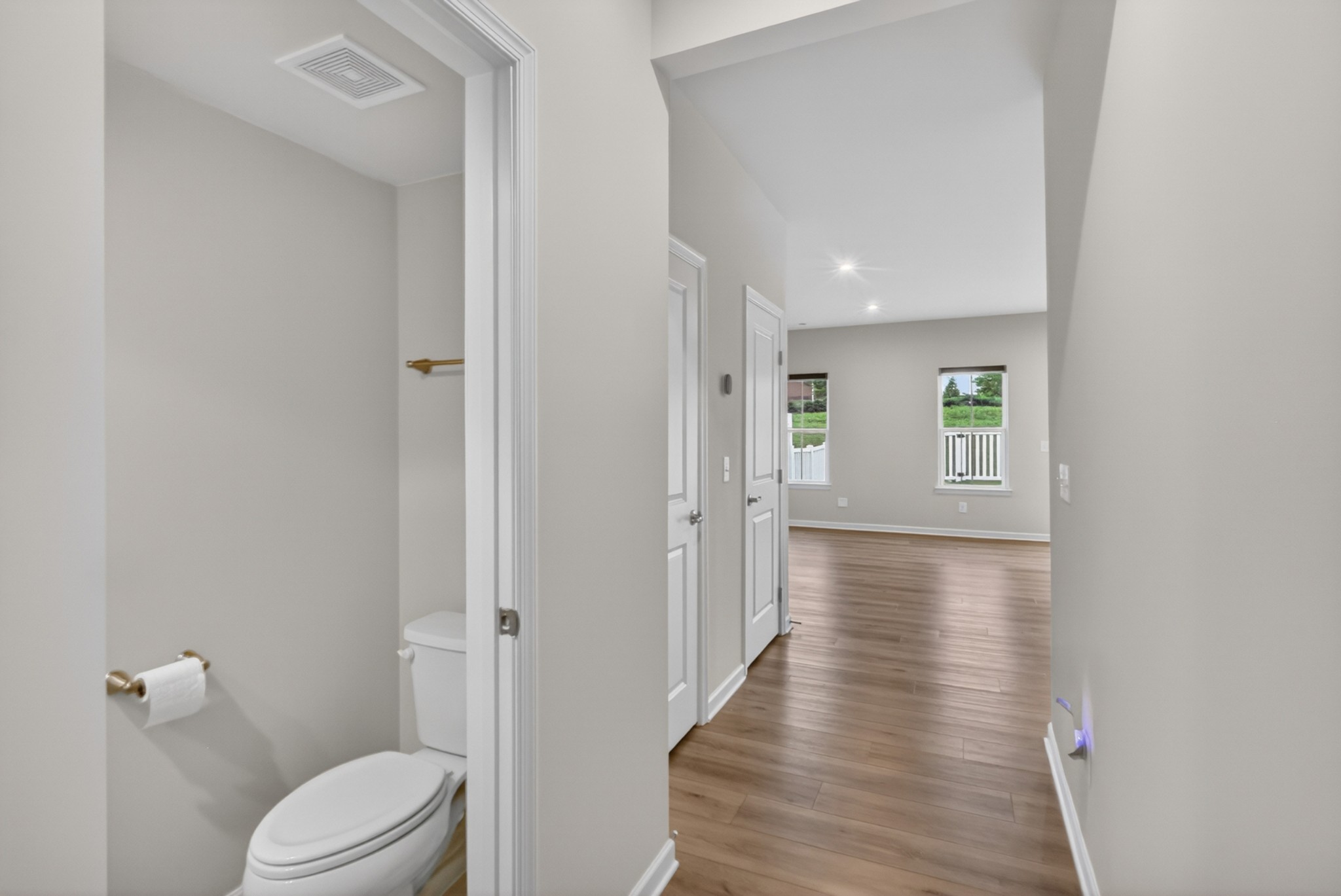 160 Primrose Ln