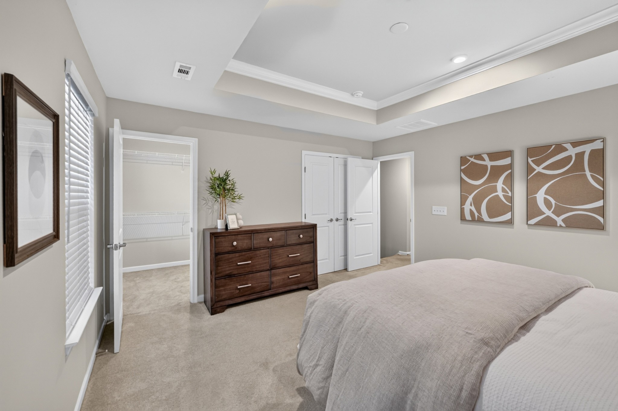 160 Primrose Ln