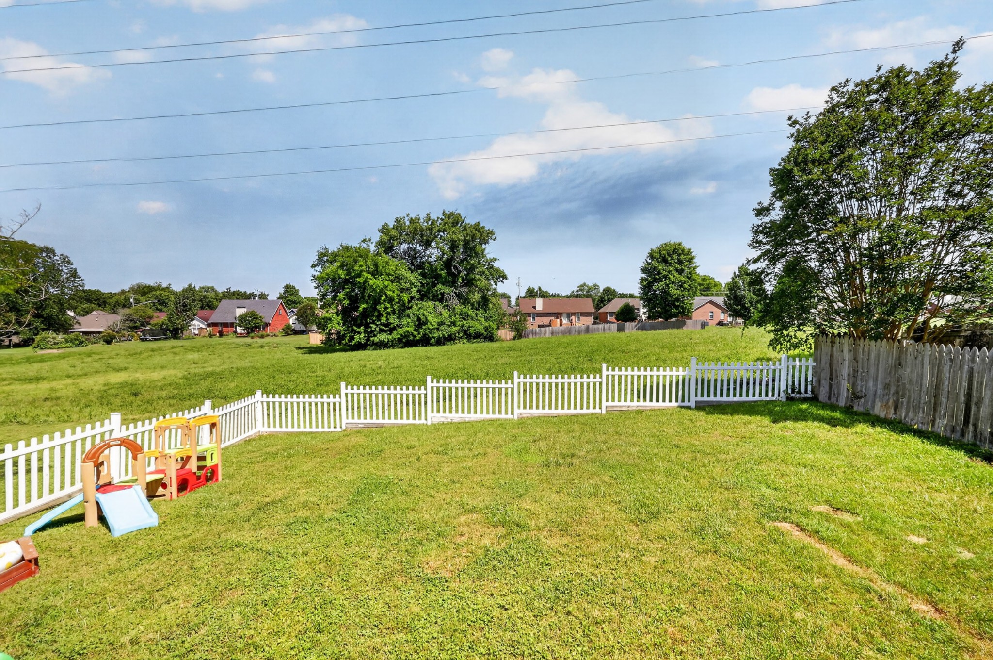 123 Cloverfield Ct