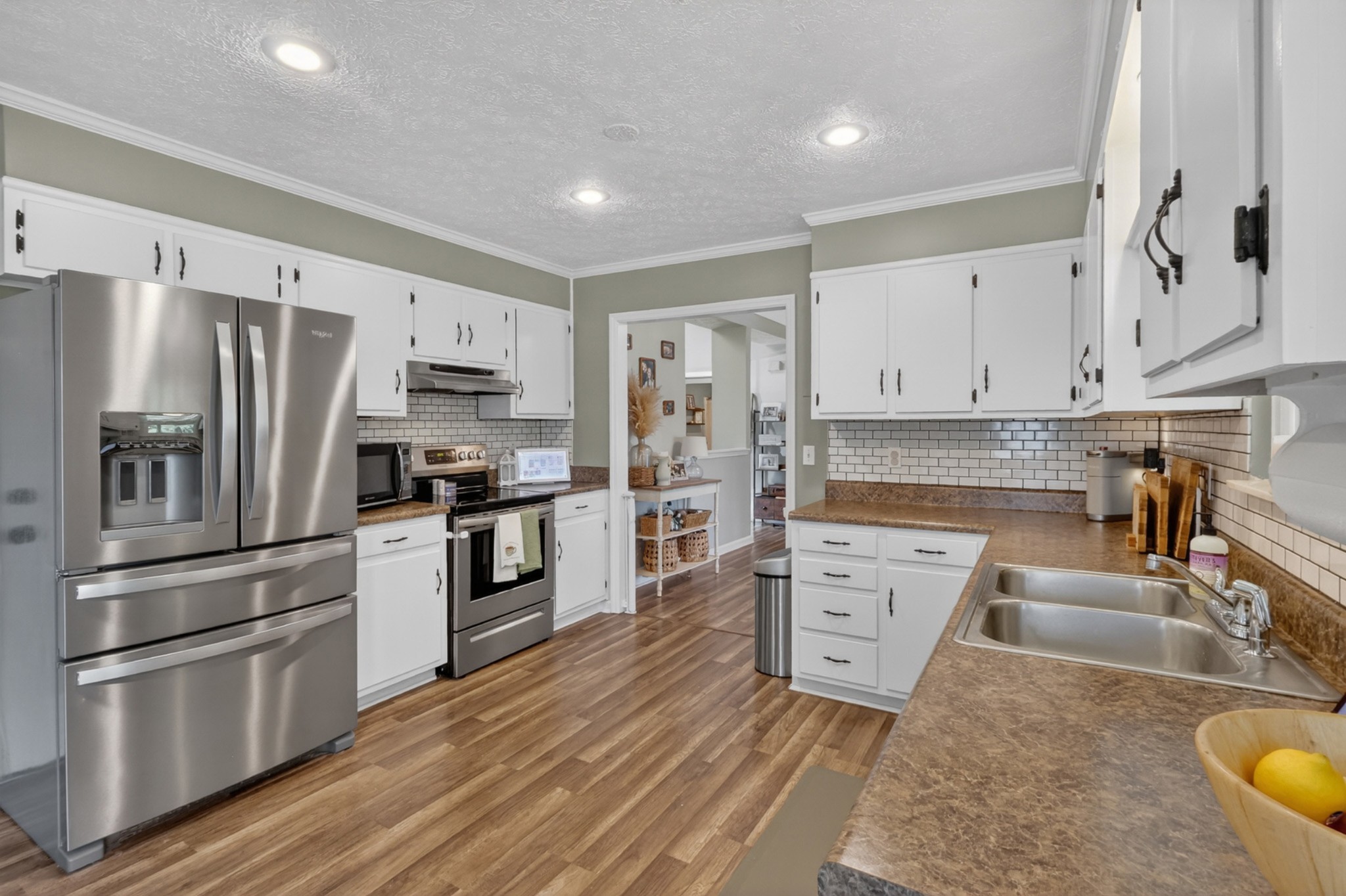 123 Cloverfield Ct