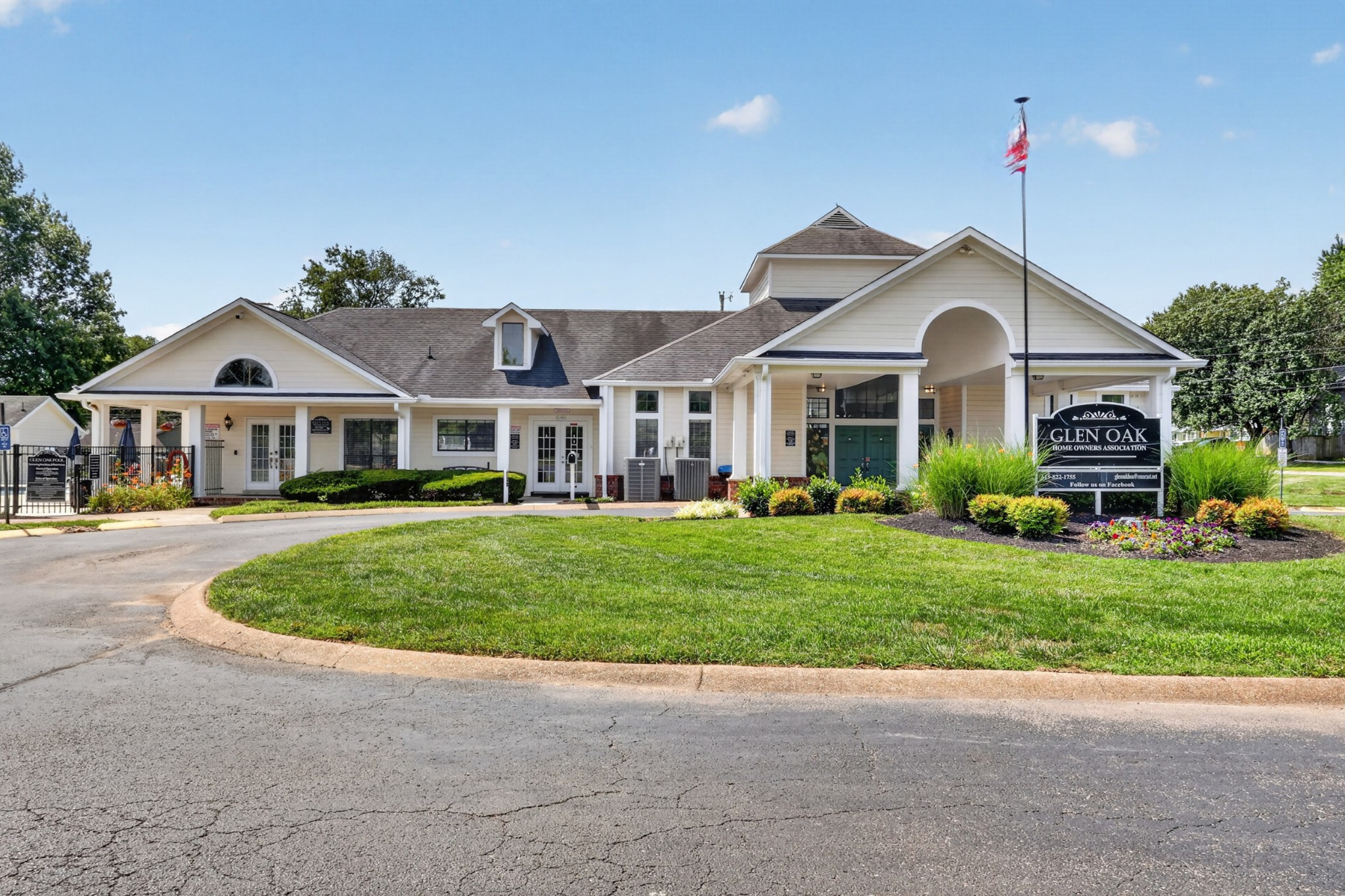 123 Cloverfield Ct