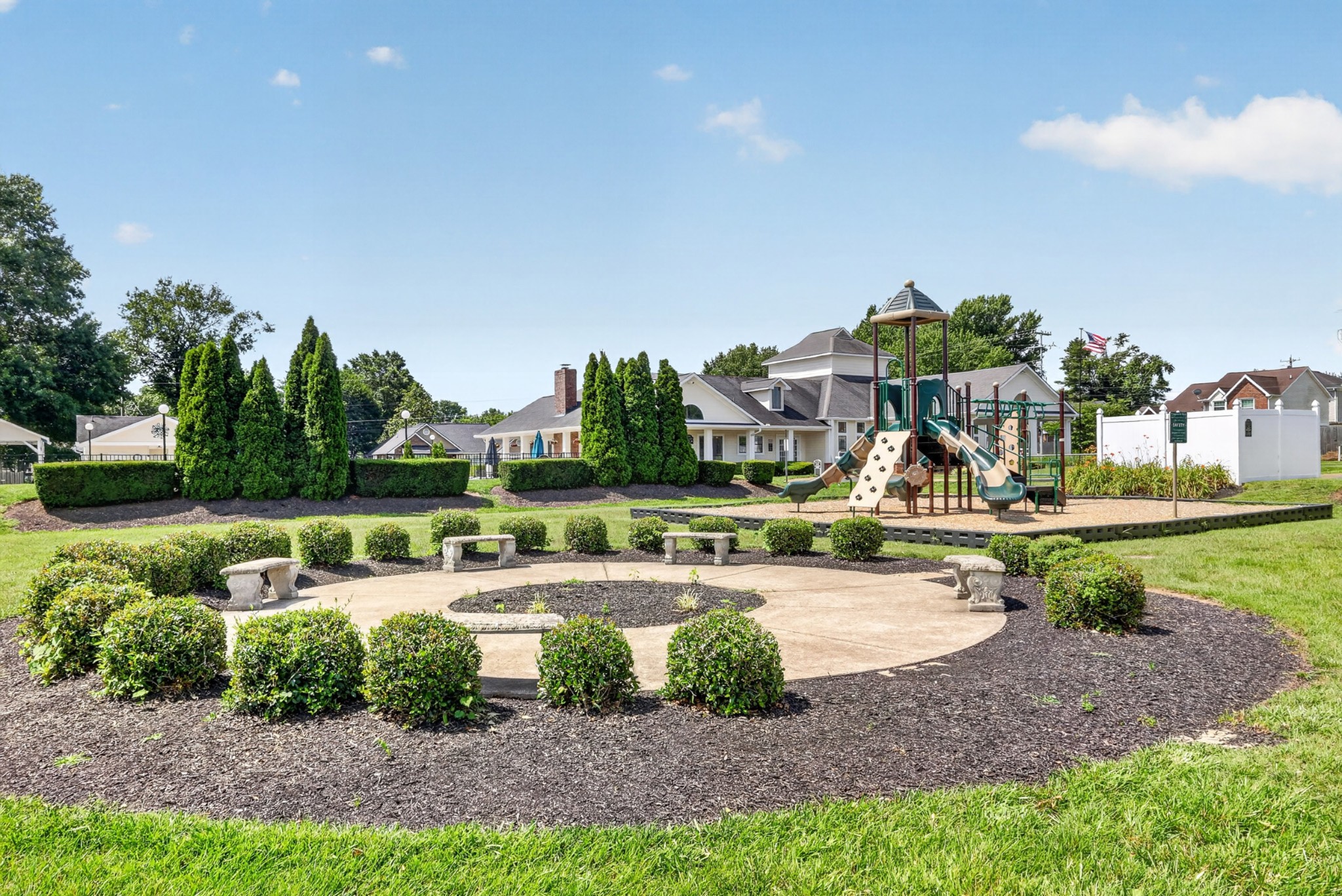 123 Cloverfield Ct