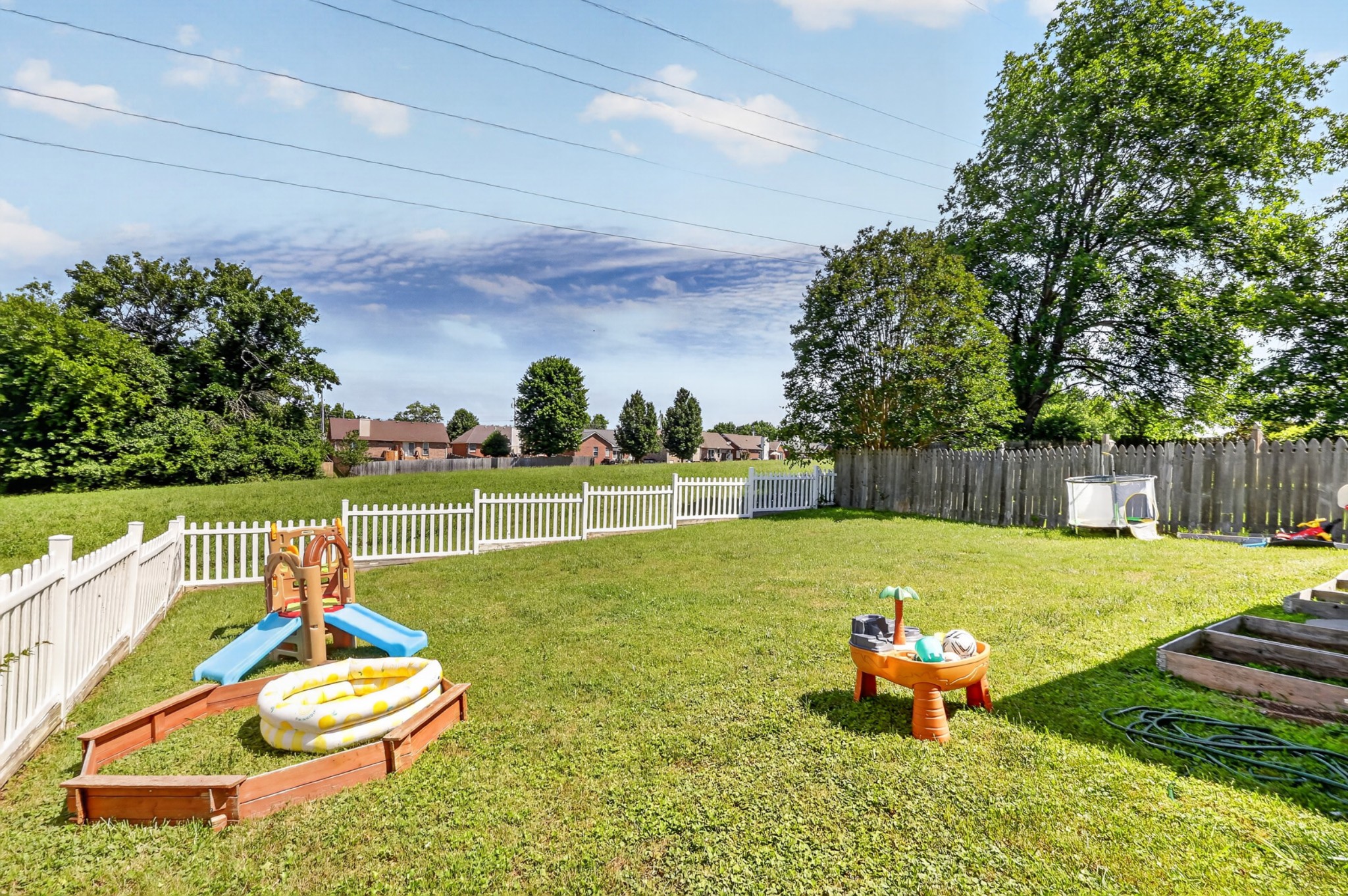 123 Cloverfield Ct