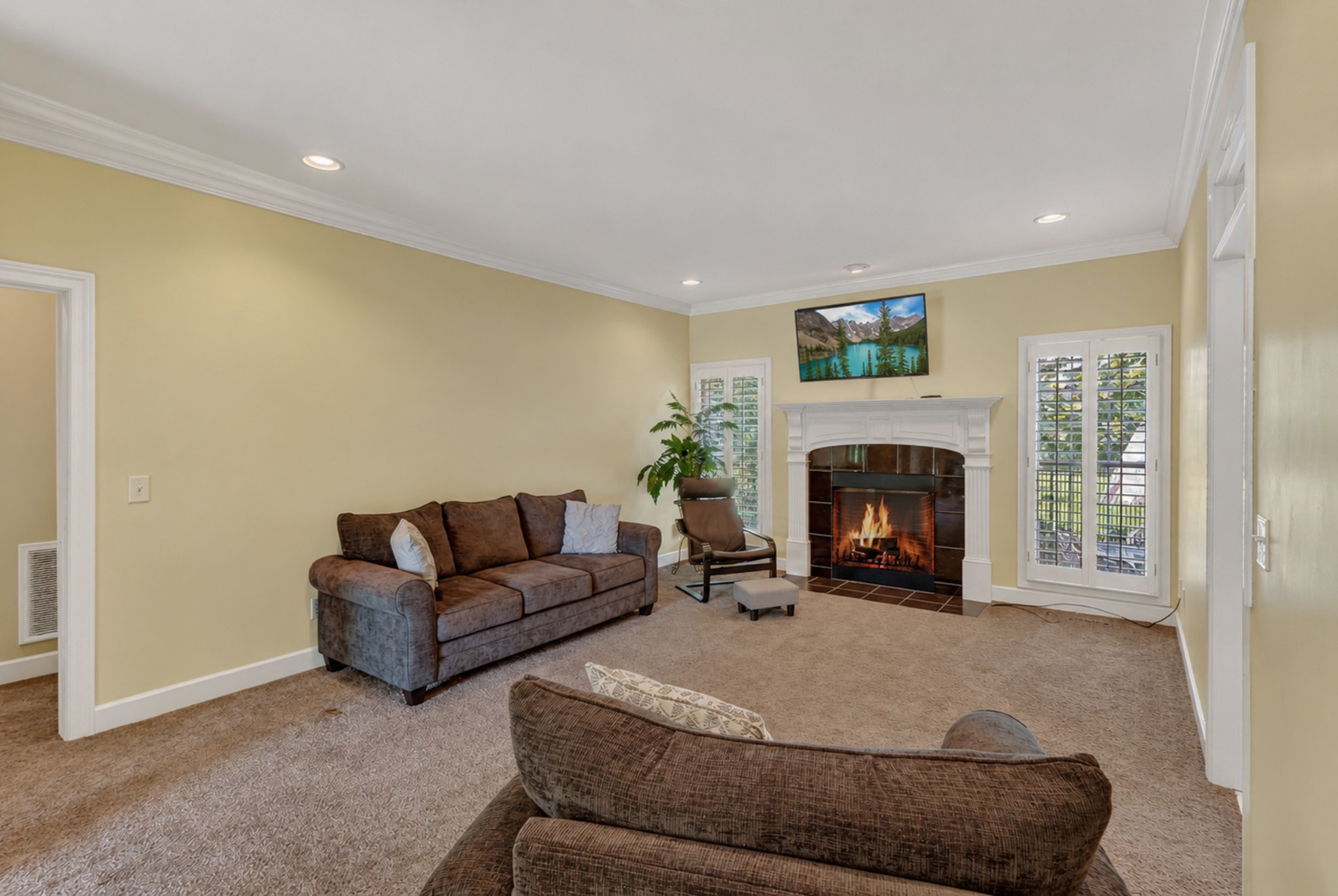2707 Dora Elizabeth Ct