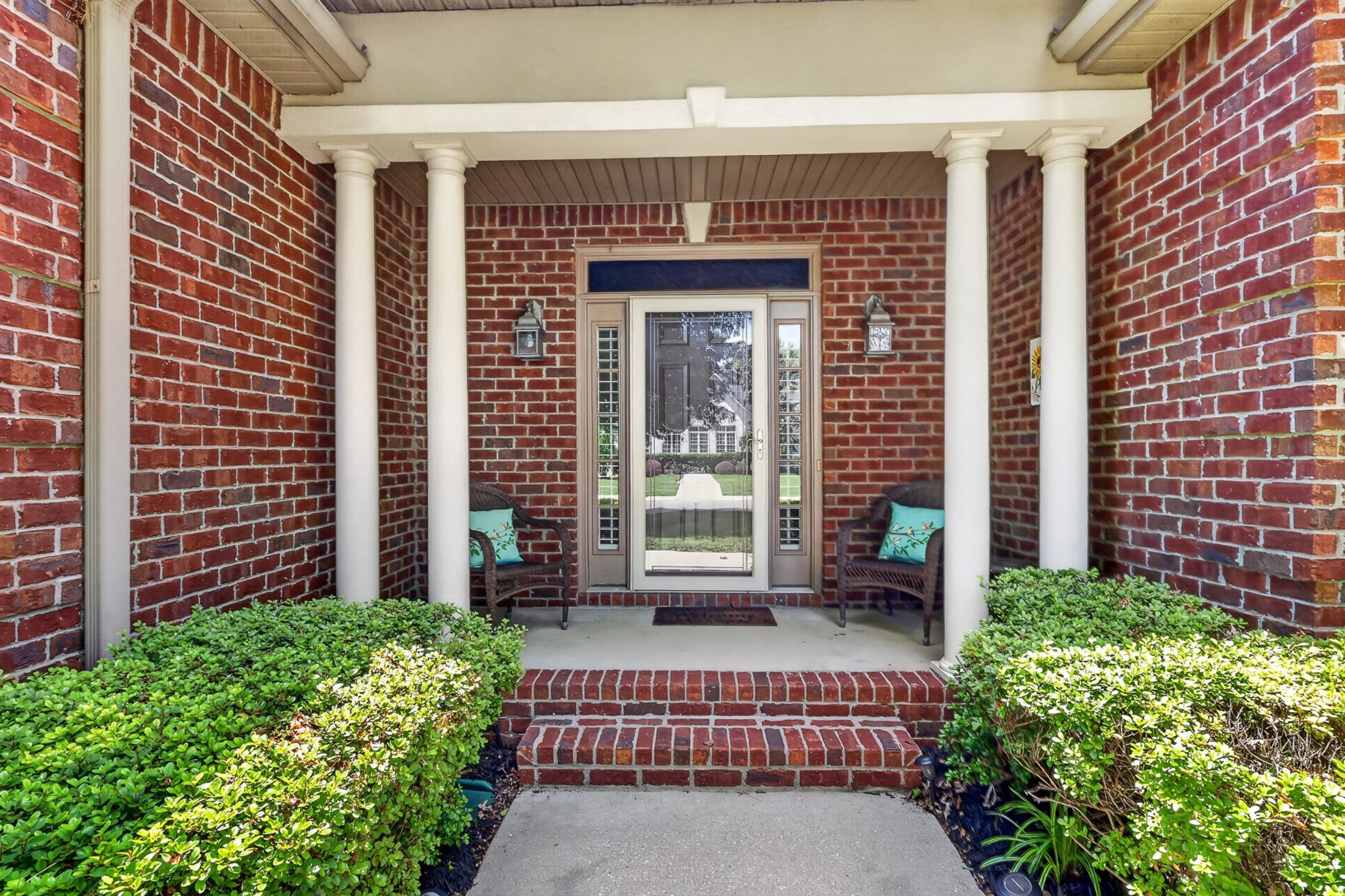 2707 Dora Elizabeth Ct