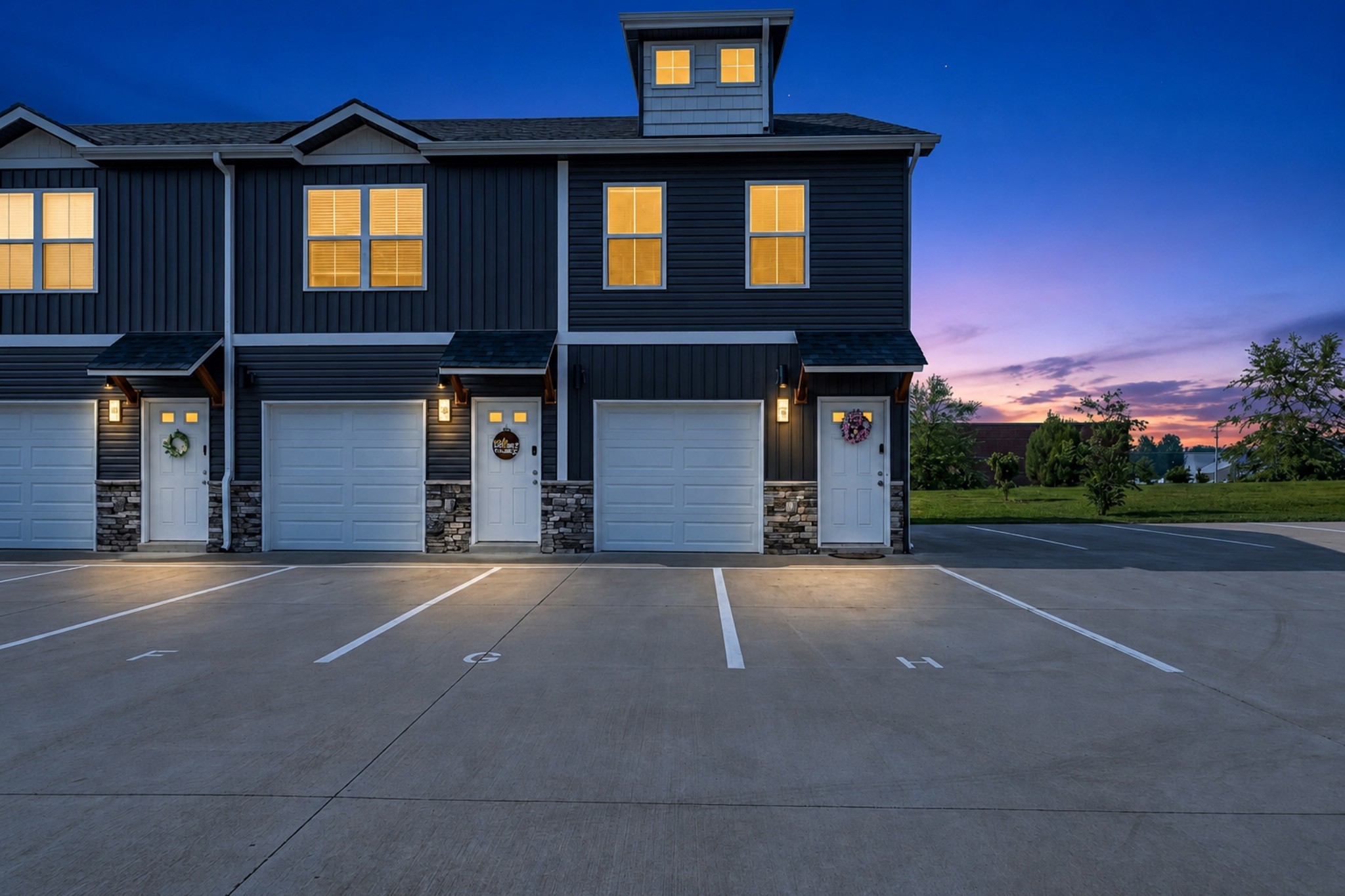 216 Drayton Drive Unit: H