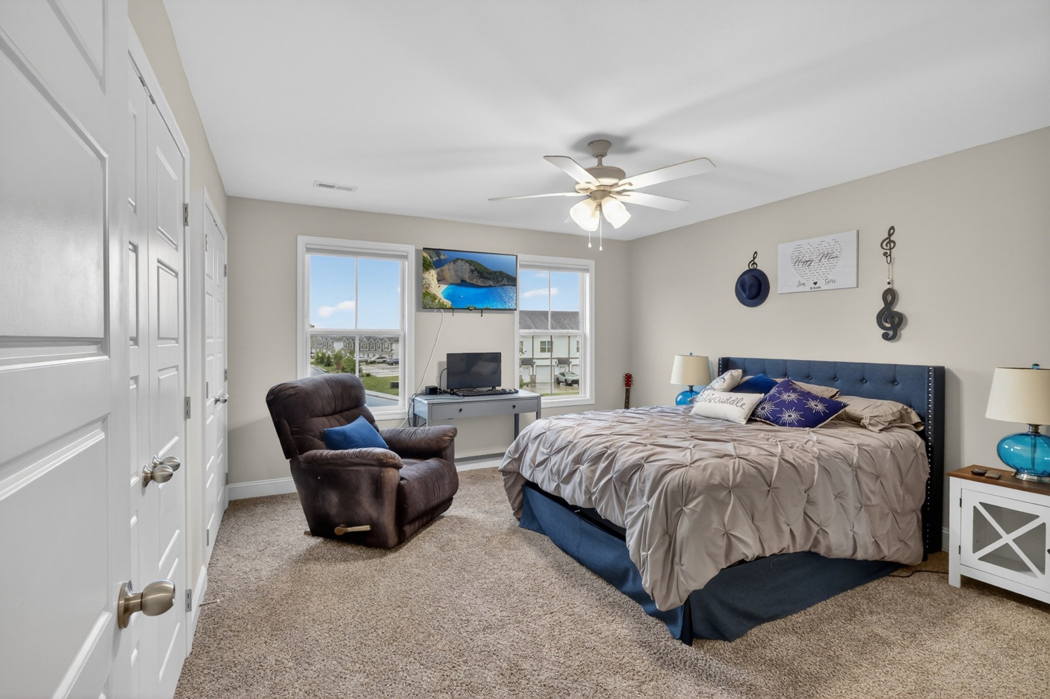 216 Drayton Drive Unit: H