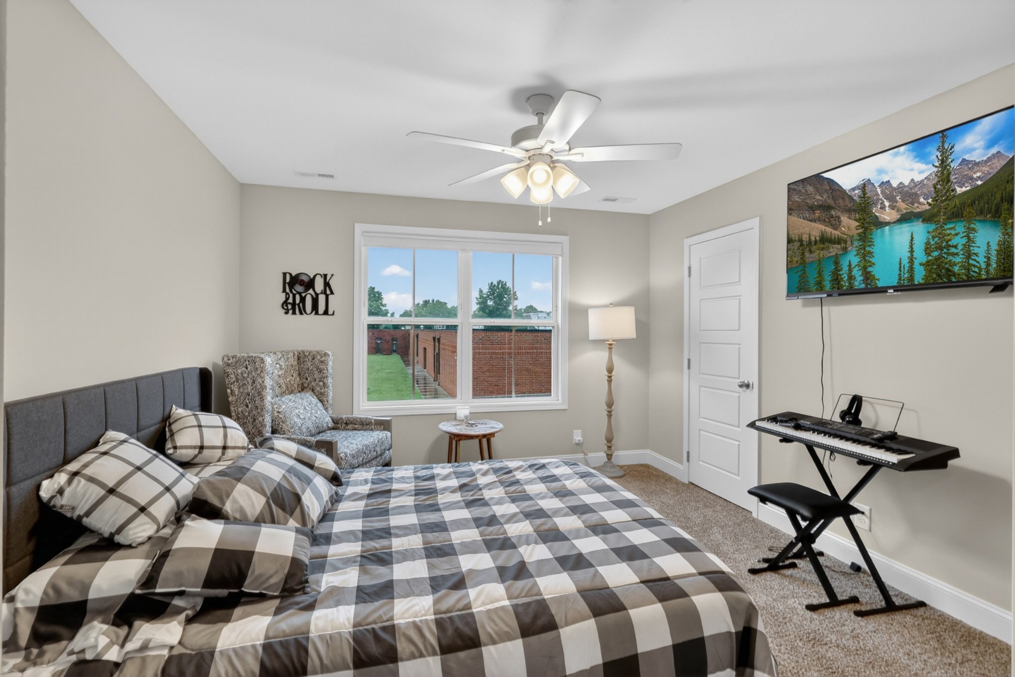 216 Drayton Drive Unit: H