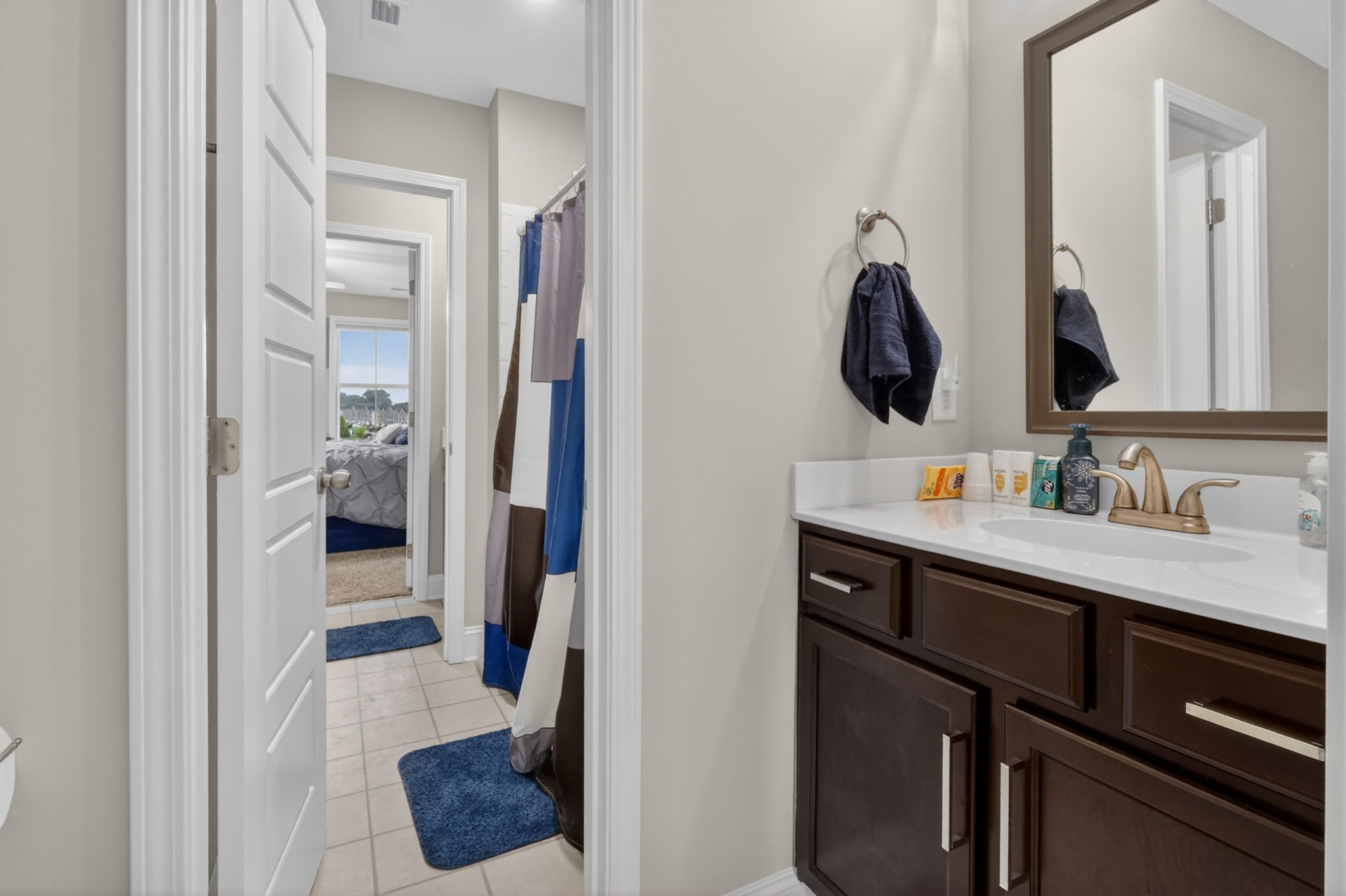 216 Drayton Drive Unit: H