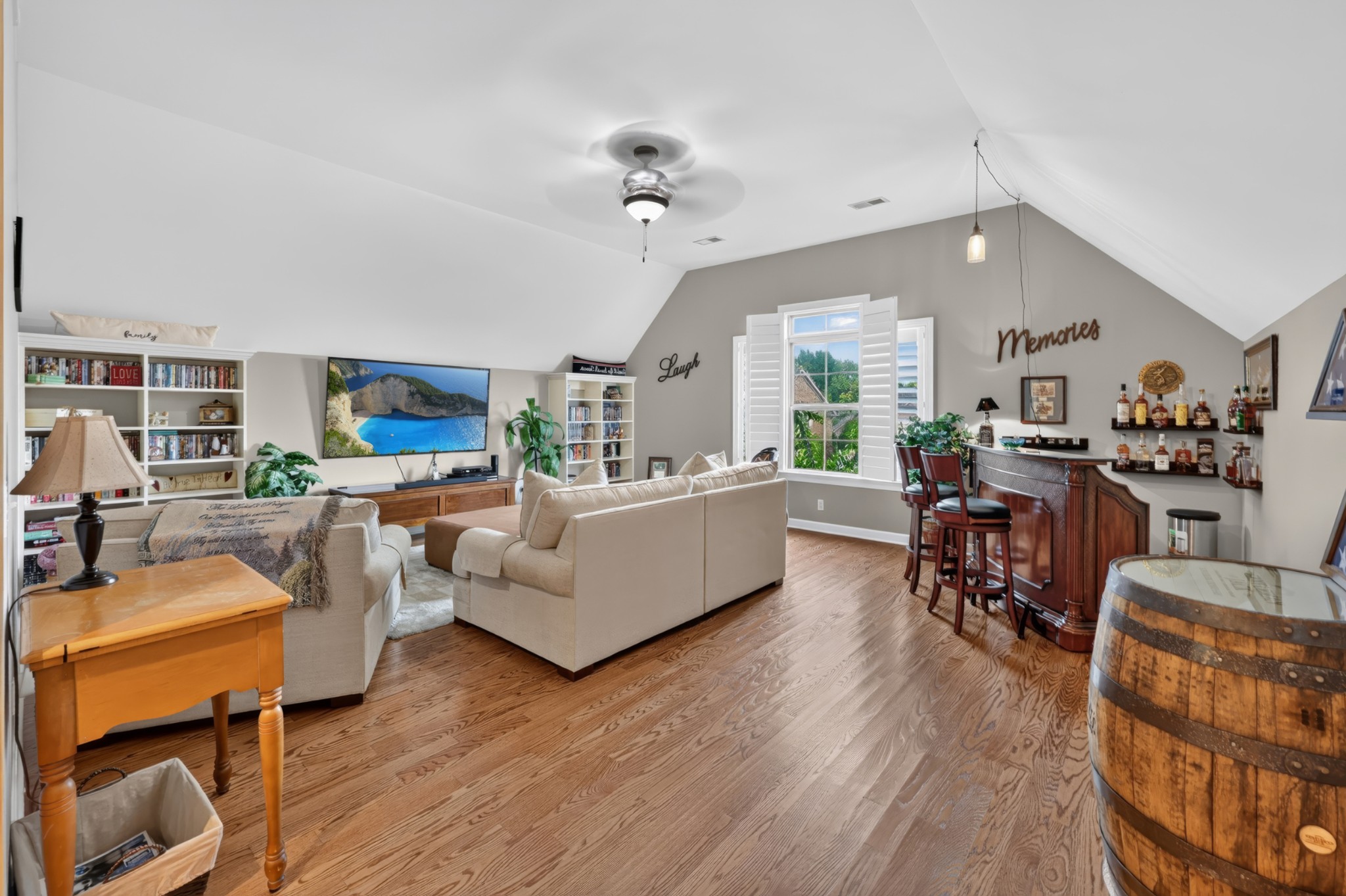 1051 Five Coves Trce