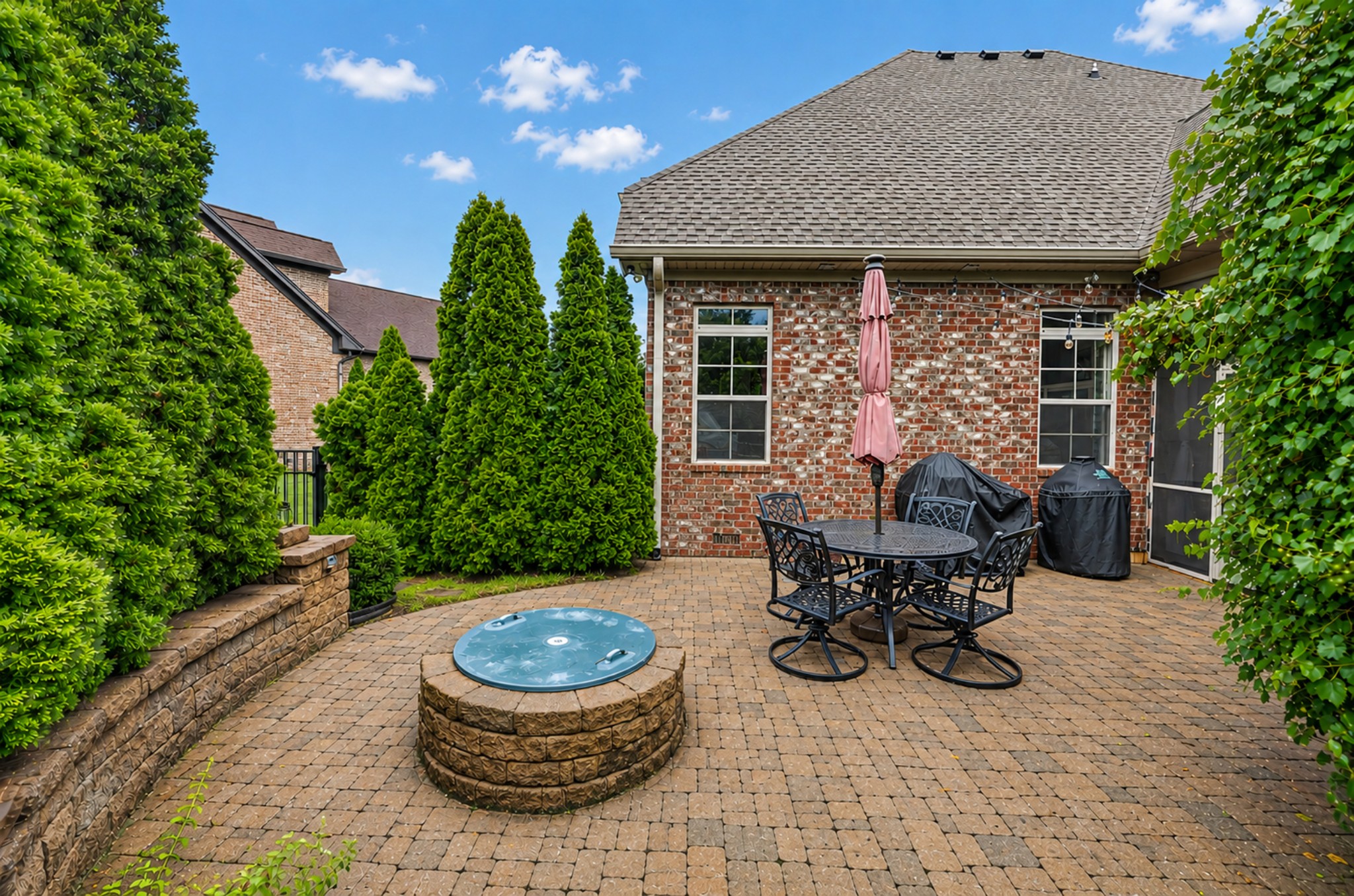 1051 Five Coves Trce