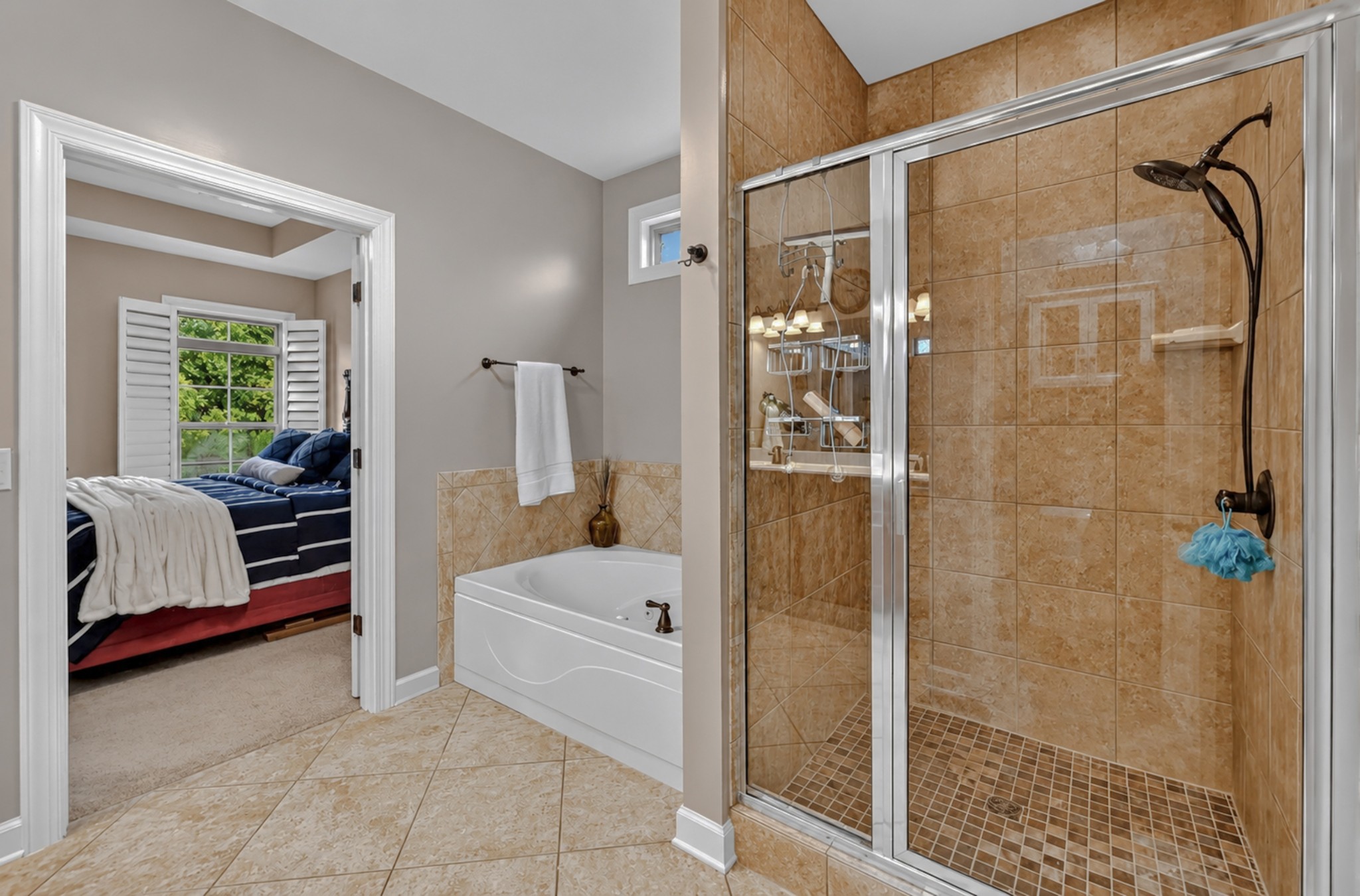 1051 Five Coves Trce