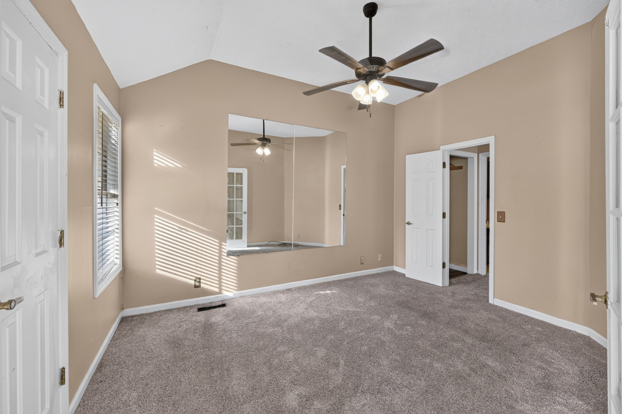 129 Cherry Hill Dr Unit: 6D