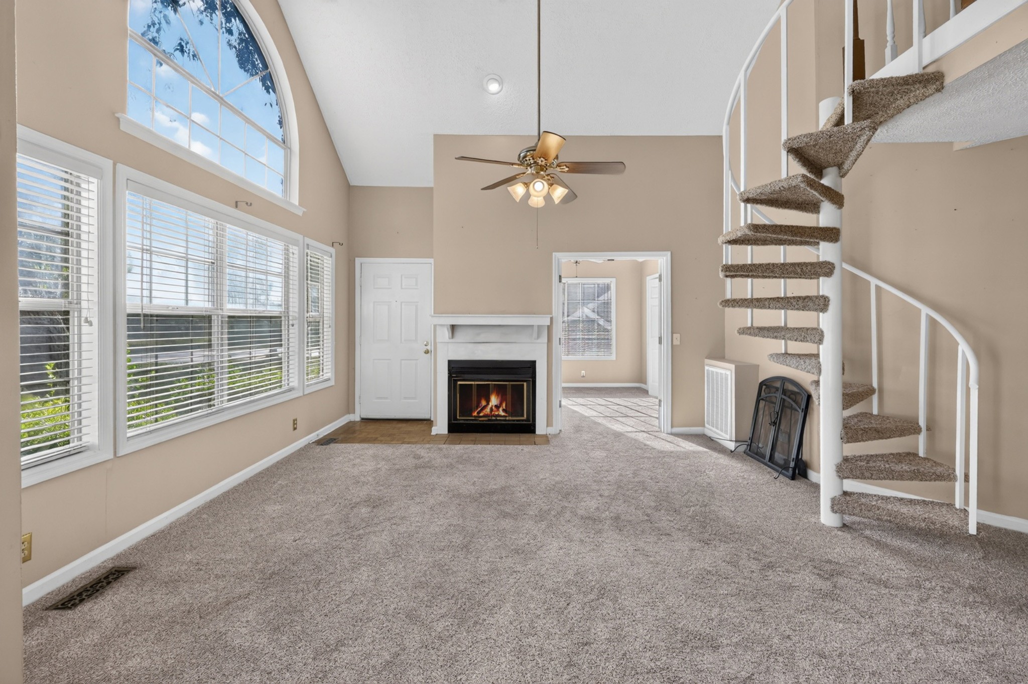 129 Cherry Hill Dr Unit: 6D