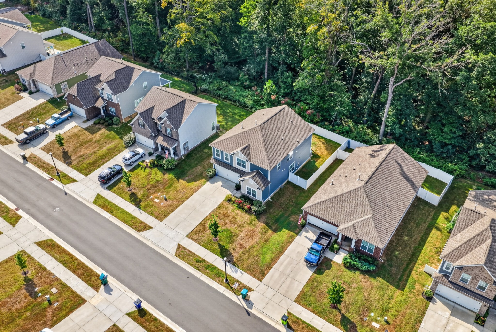 547 Ballard Dr