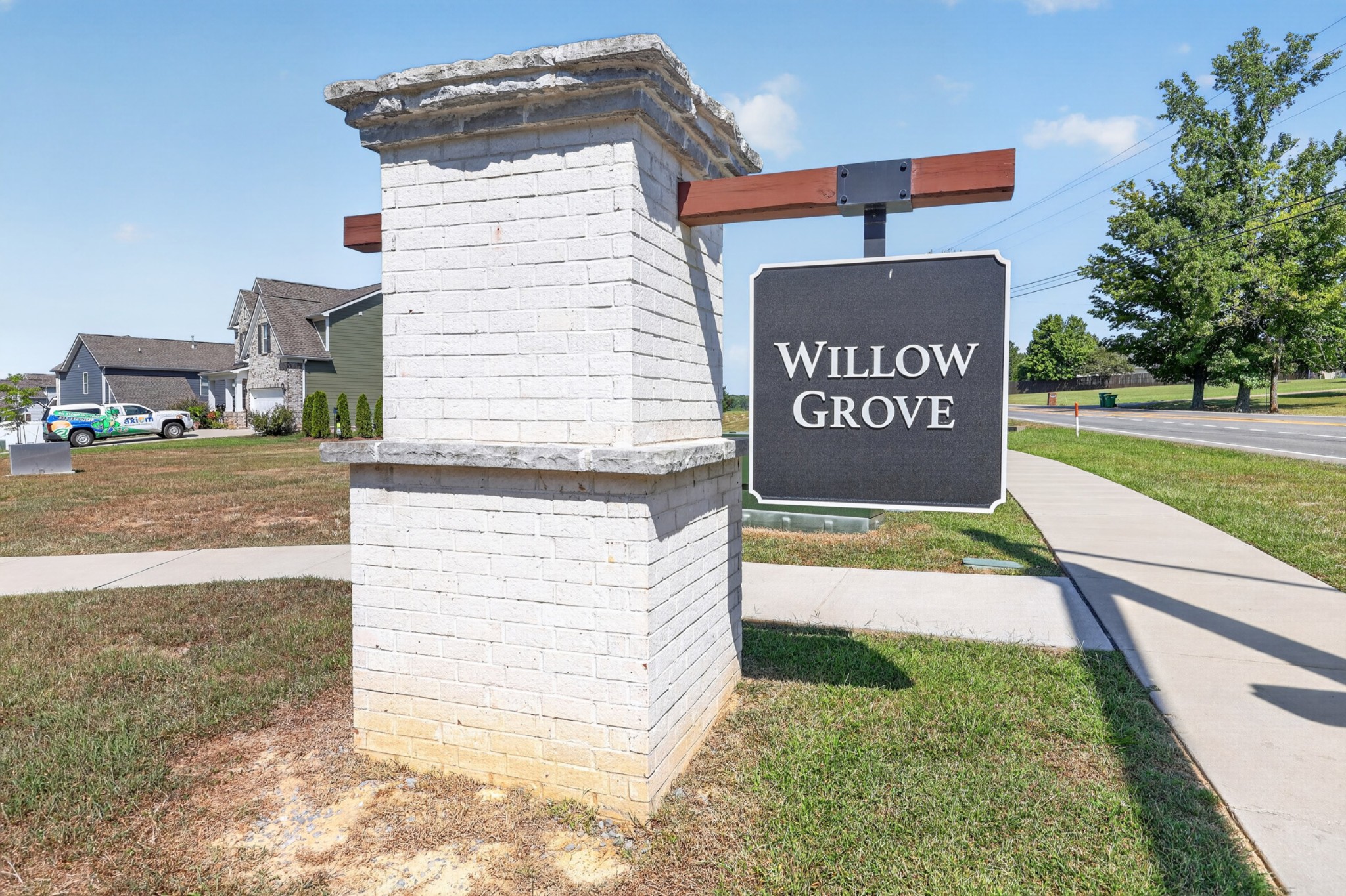 547 Ballard Dr