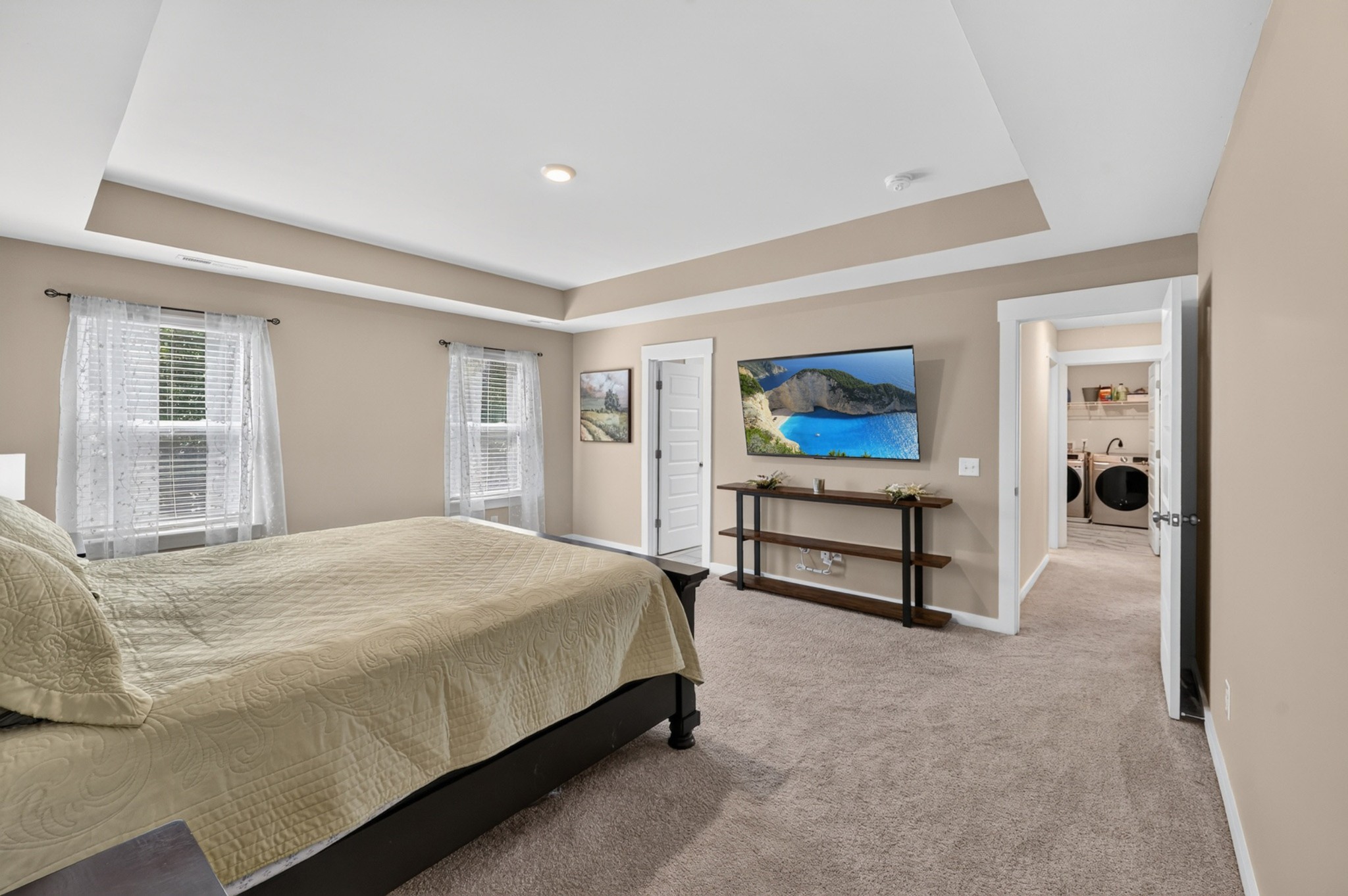 547 Ballard Dr