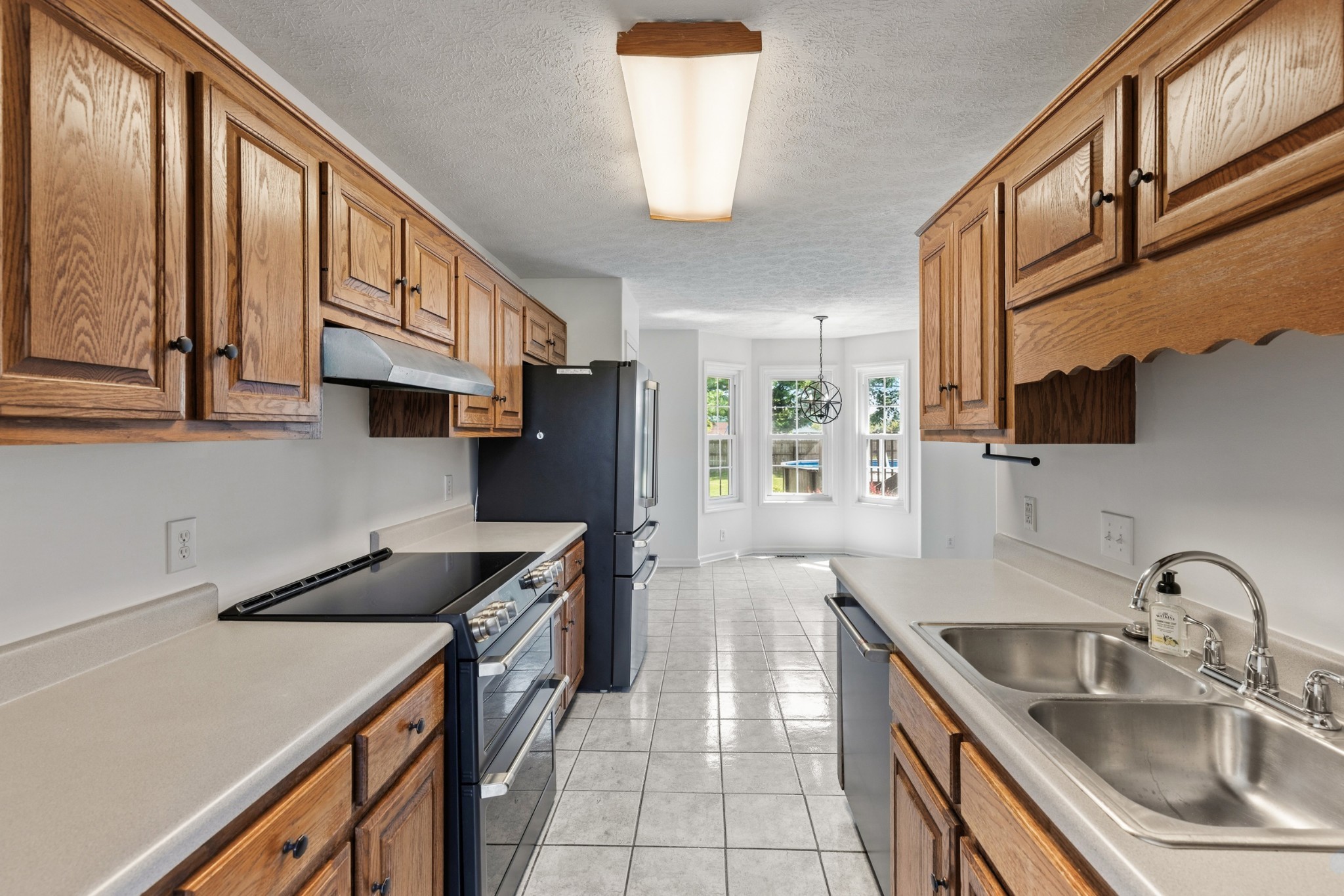 104 Dawn Ct