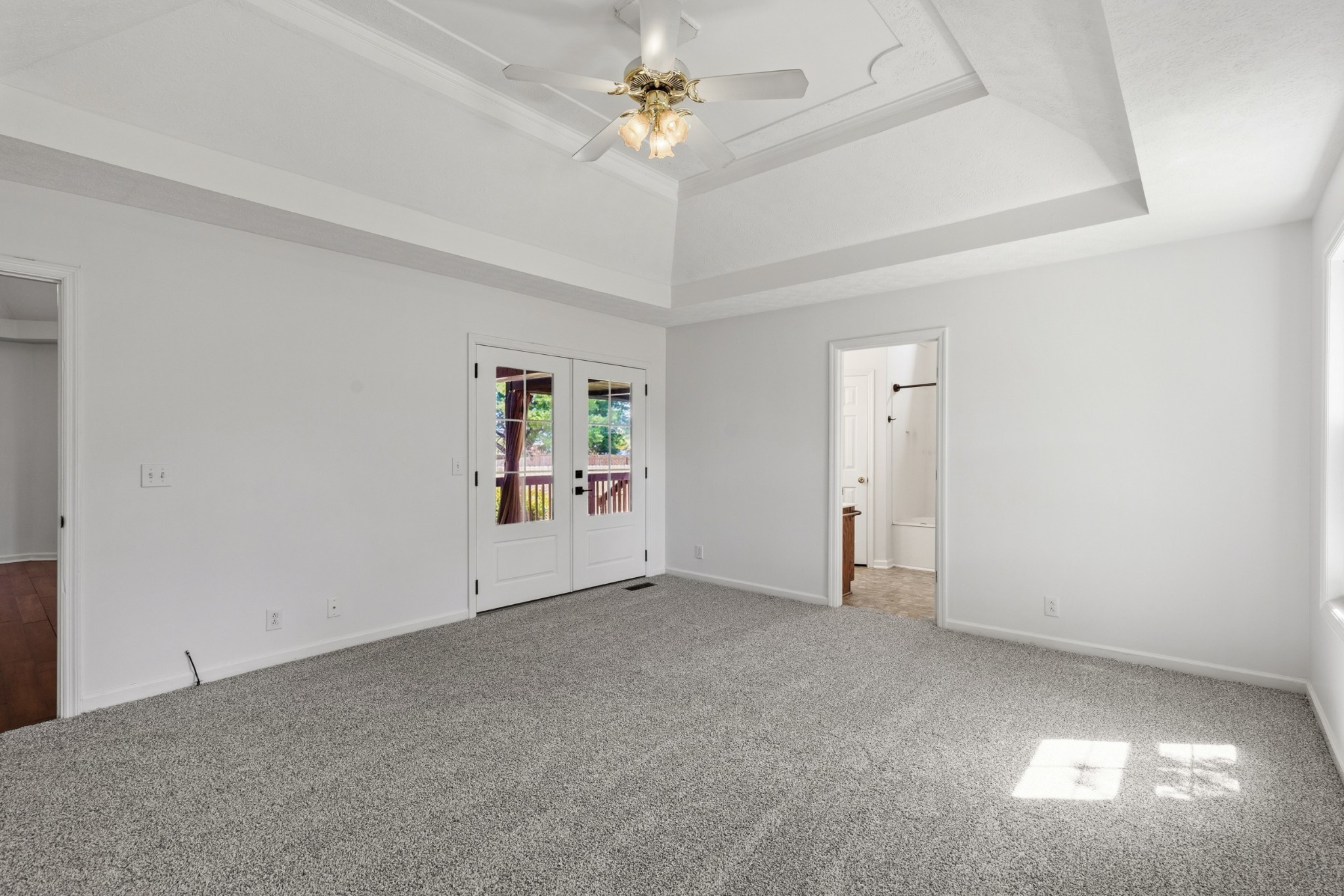 104 Dawn Ct