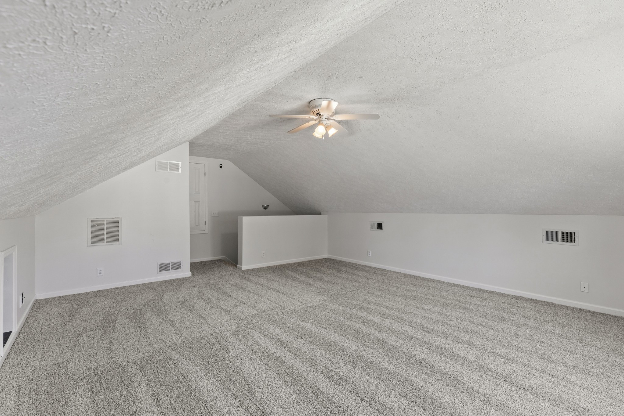 104 Dawn Ct