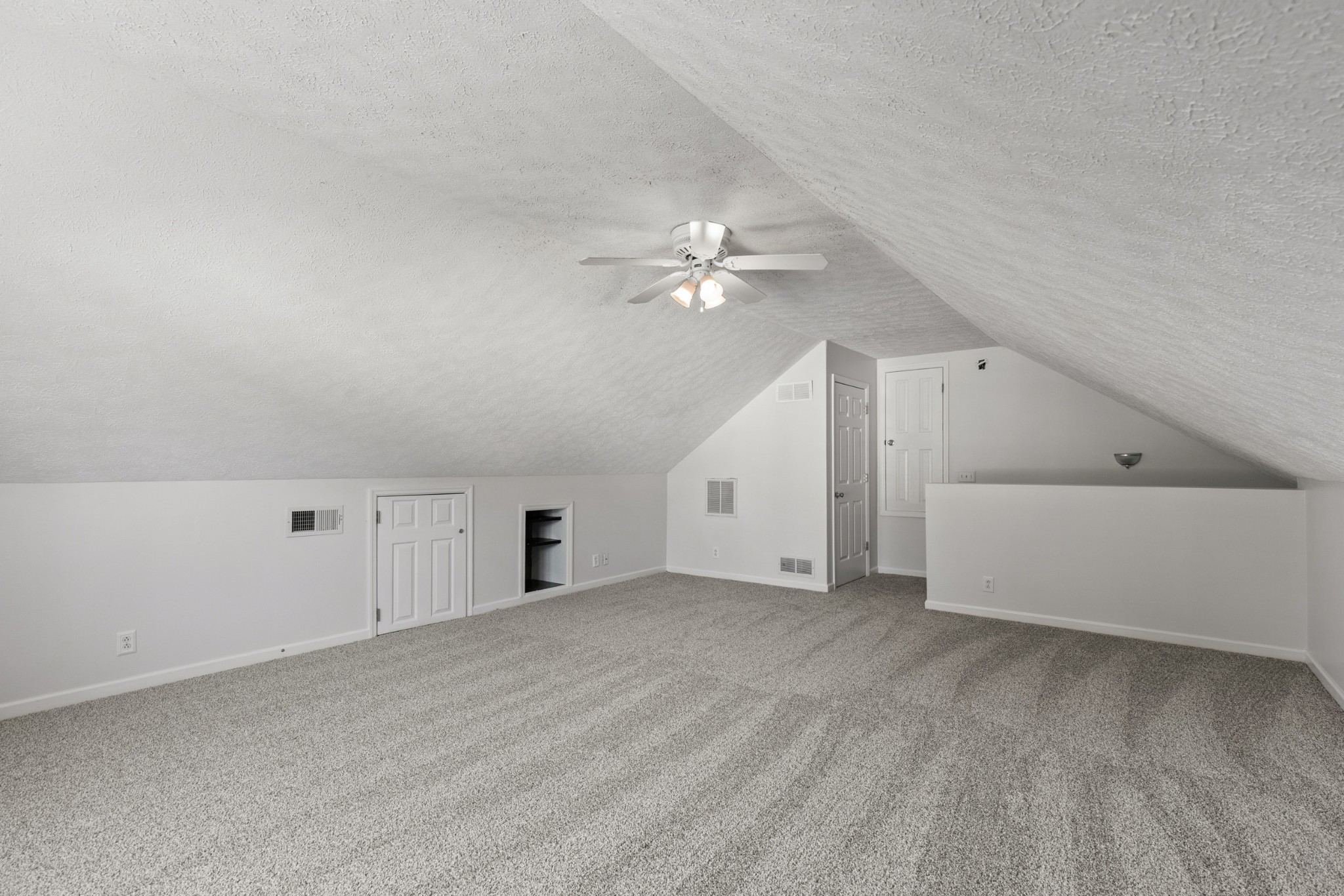 104 Dawn Ct