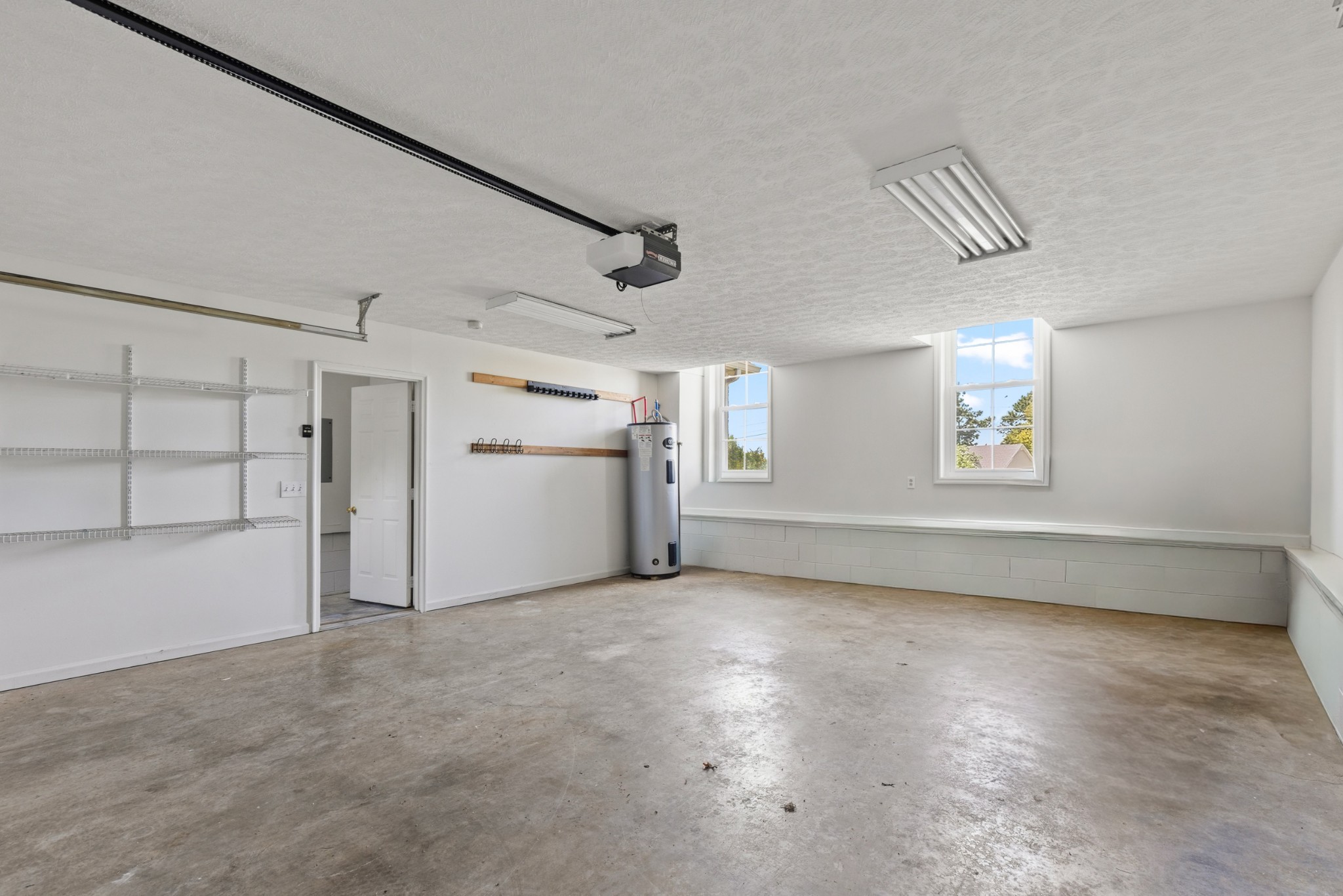 104 Dawn Ct