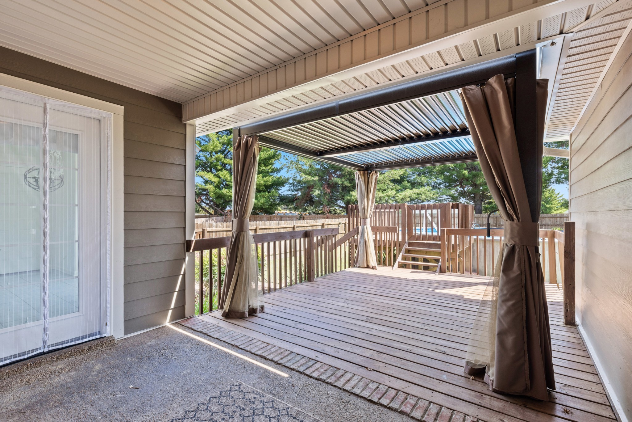 104 Dawn Ct