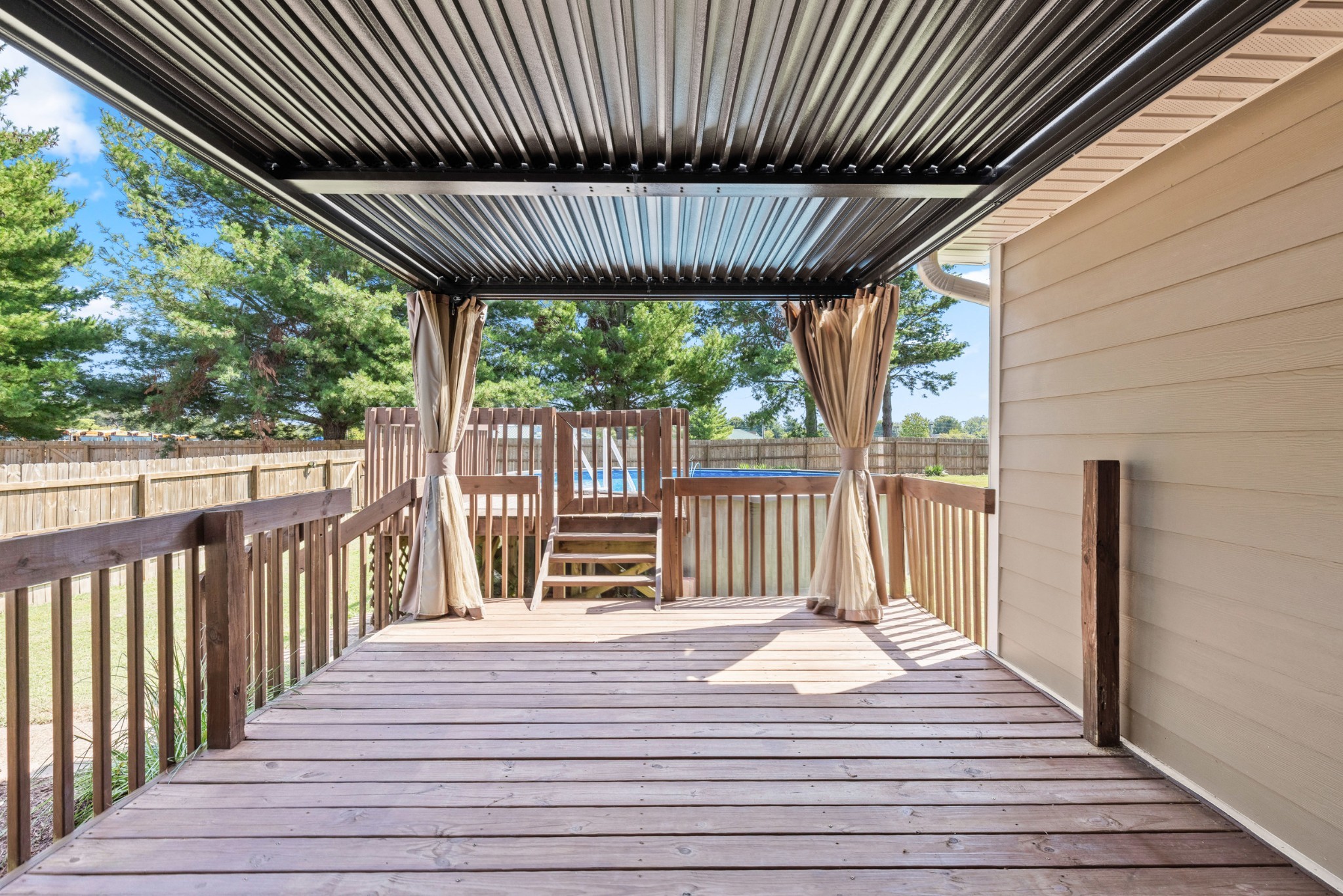 104 Dawn Ct