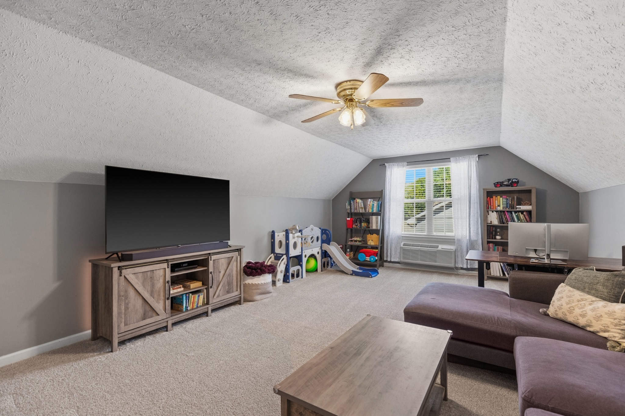 134 Brookview Cir
