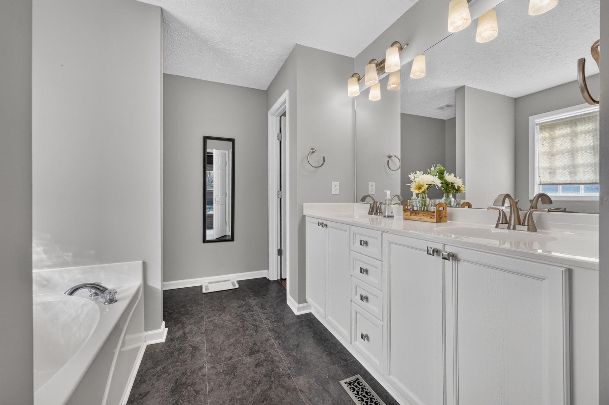 134 Willowleaf Ln