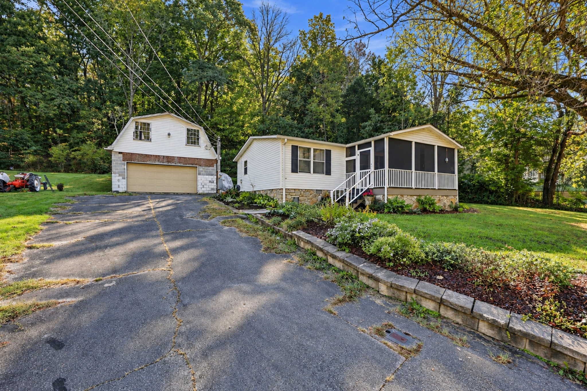 1416 Williamson Rd