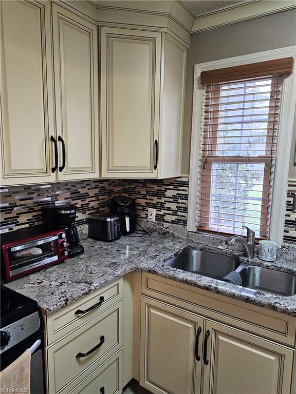 1300 Warwick Drive # 31B