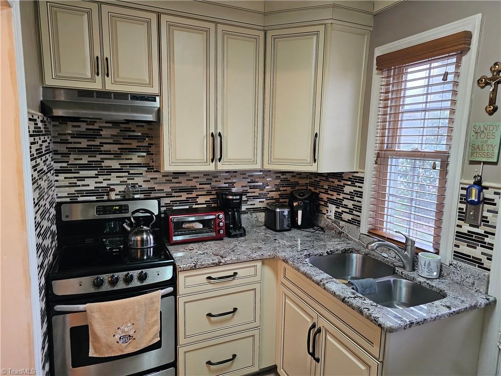1300 Warwick Drive # 31B