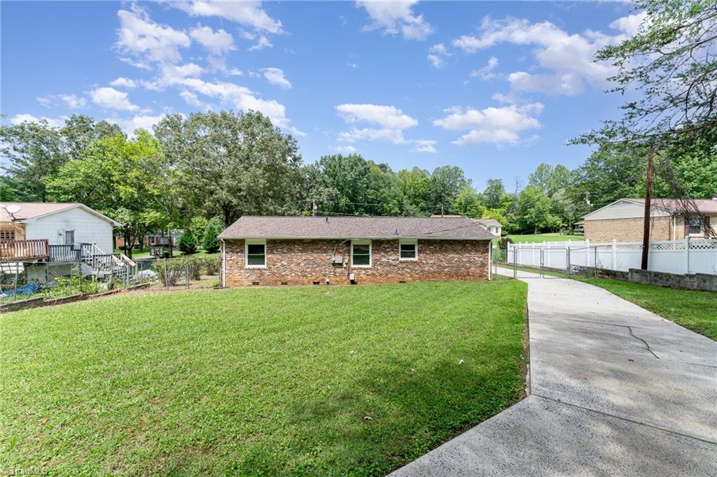 240 Lenoir Drive