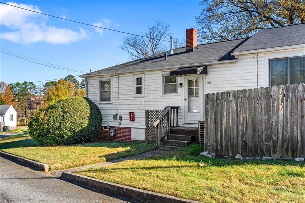 1831 Mimosa Drive