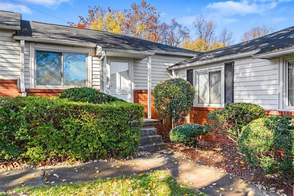 1831 Mimosa Drive