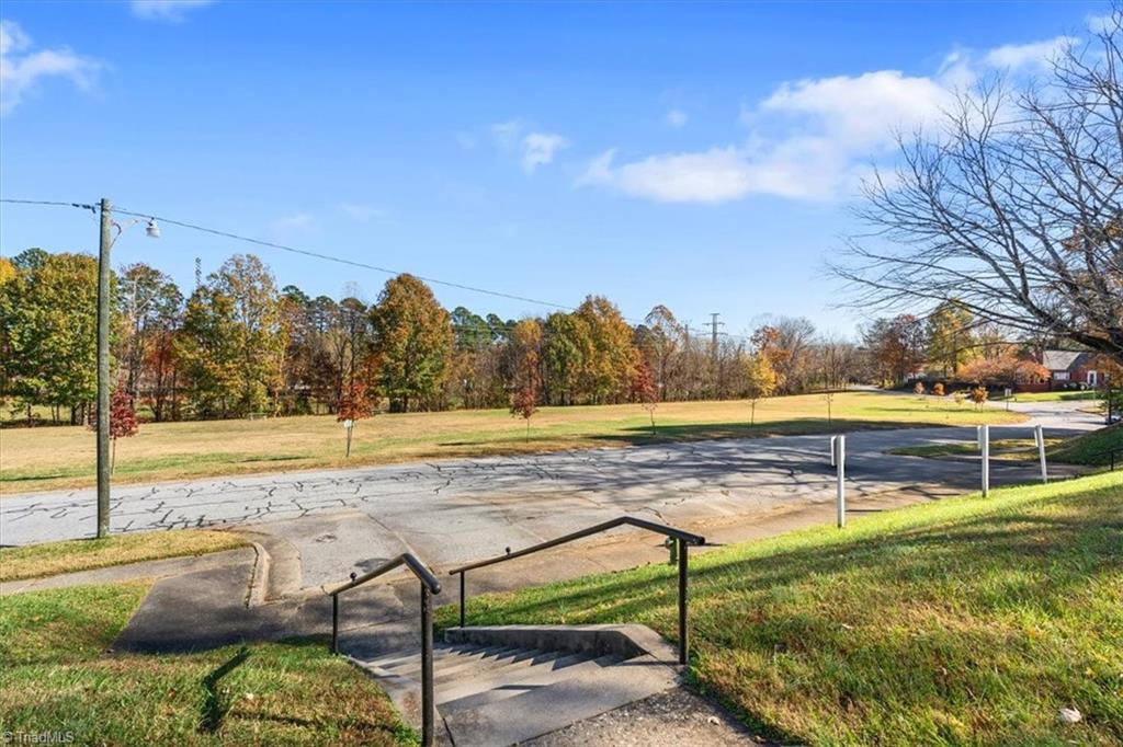 1831 Mimosa Drive