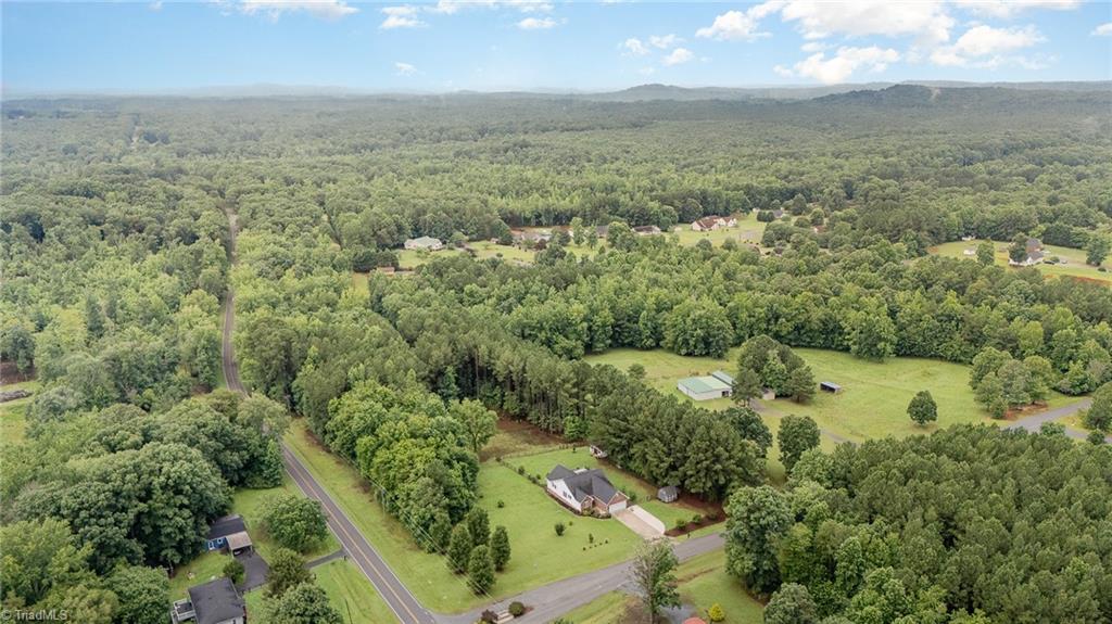 2472 Woods Stream Lane