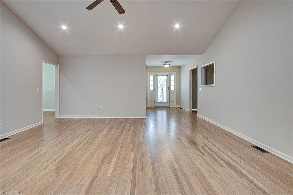 2472 Woods Stream Lane