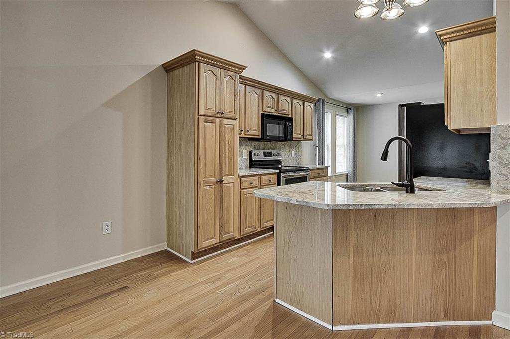 2472 Woods Stream Lane