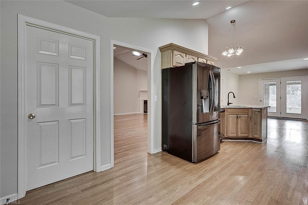 2472 Woods Stream Lane