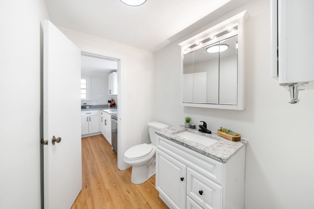 38 Blakely Ct