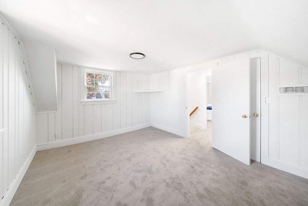 38 Blakely Ct