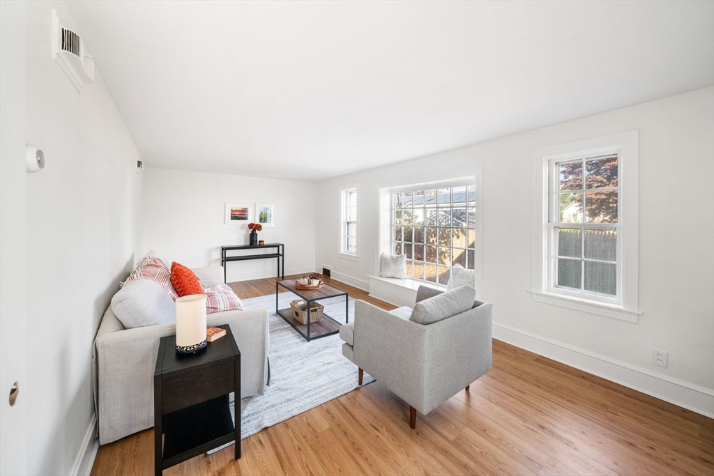 38 Blakely Ct