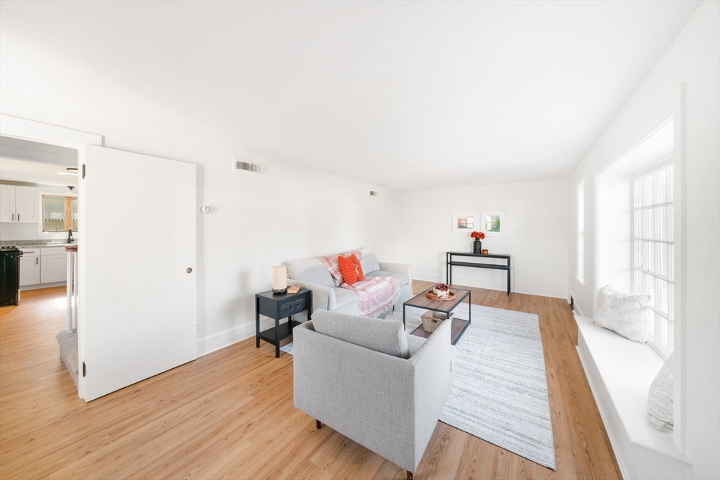 38 Blakely Ct